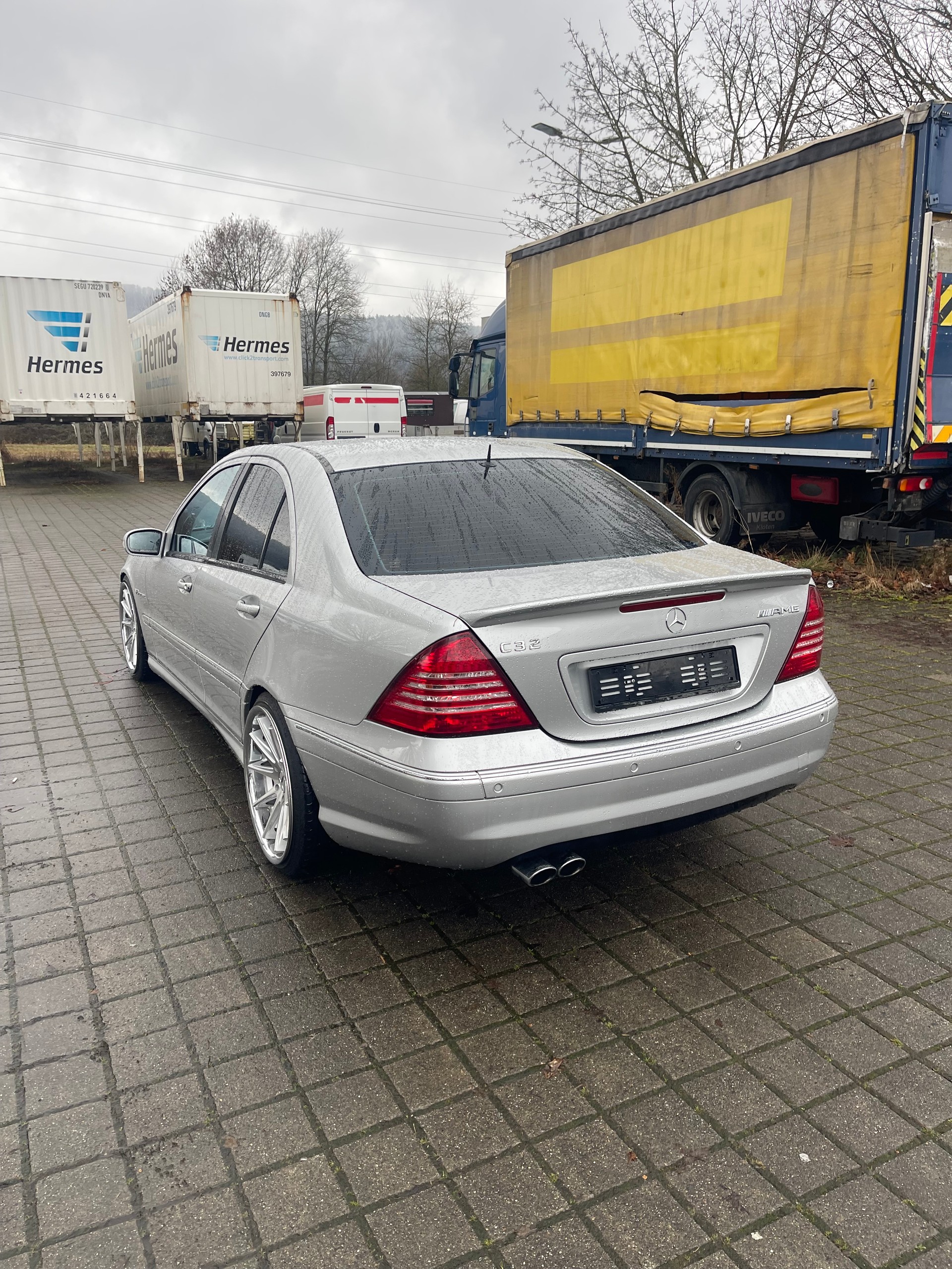 MERCEDES-BENZ C 32 AMG Automatic-image-5