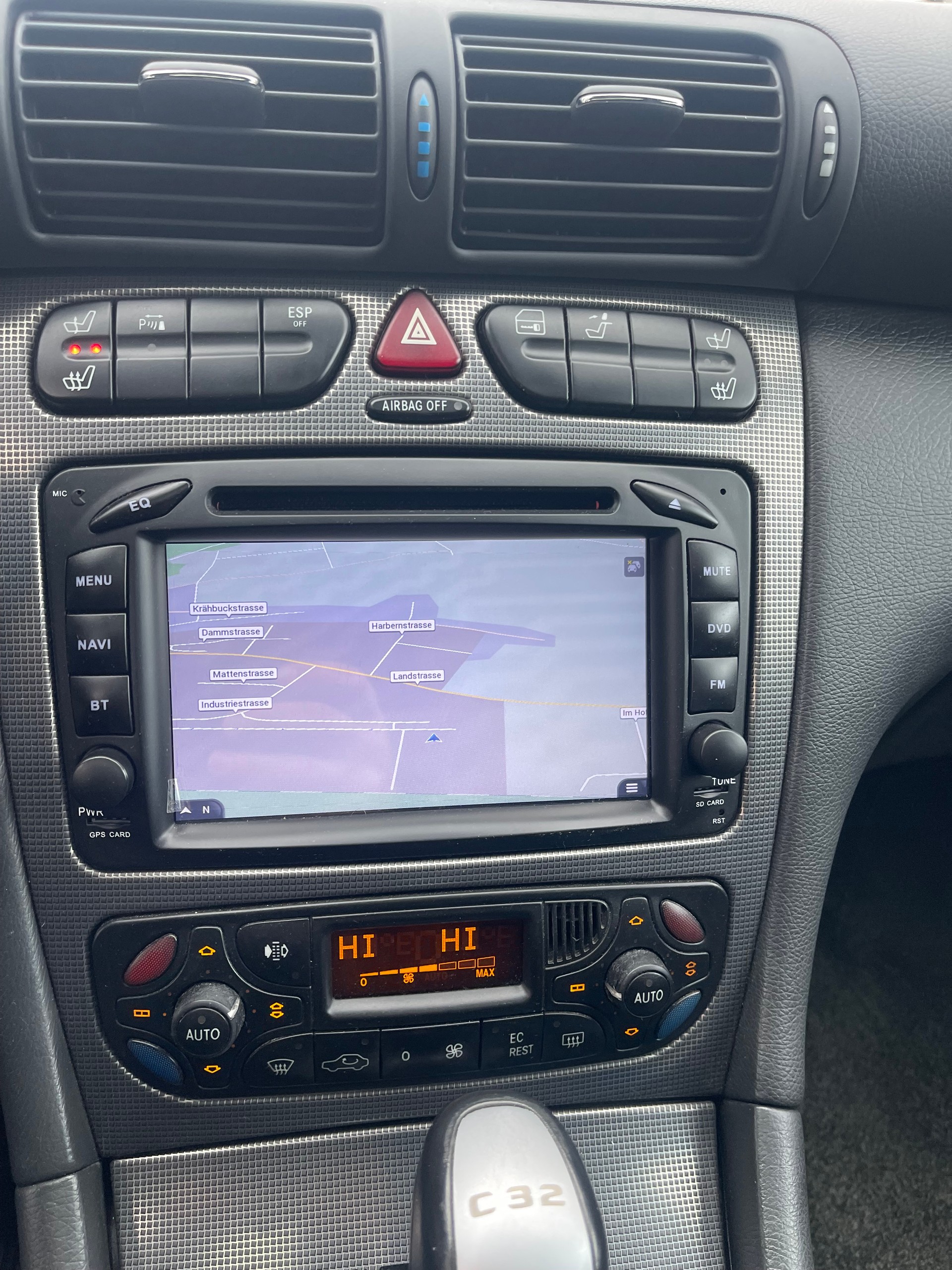 MERCEDES-BENZ C 32 AMG Automatic-image-12