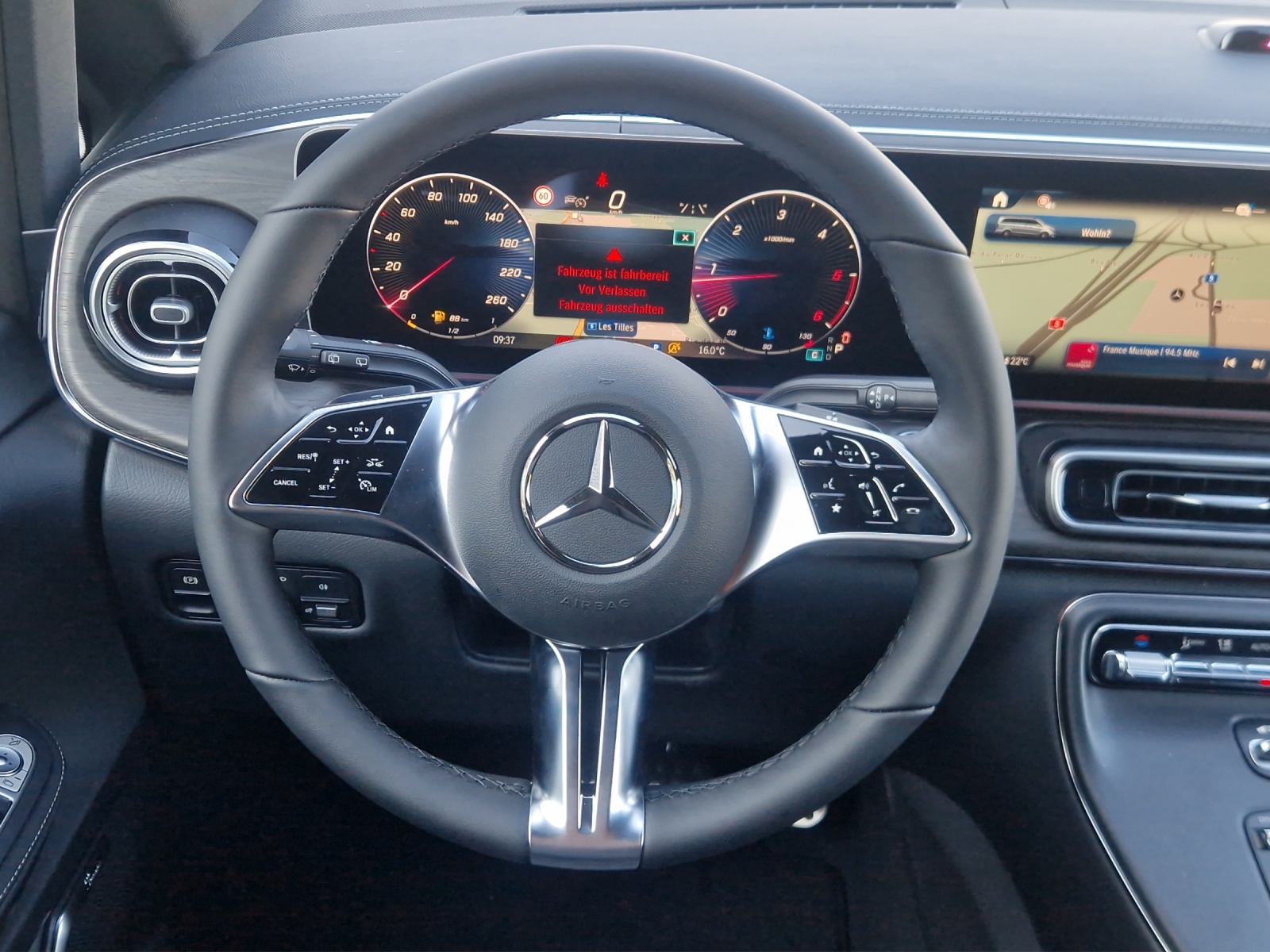 MERCEDES-BENZ V 250 d extralang 4Matic Avantgarde 9G-Tronic-image-9