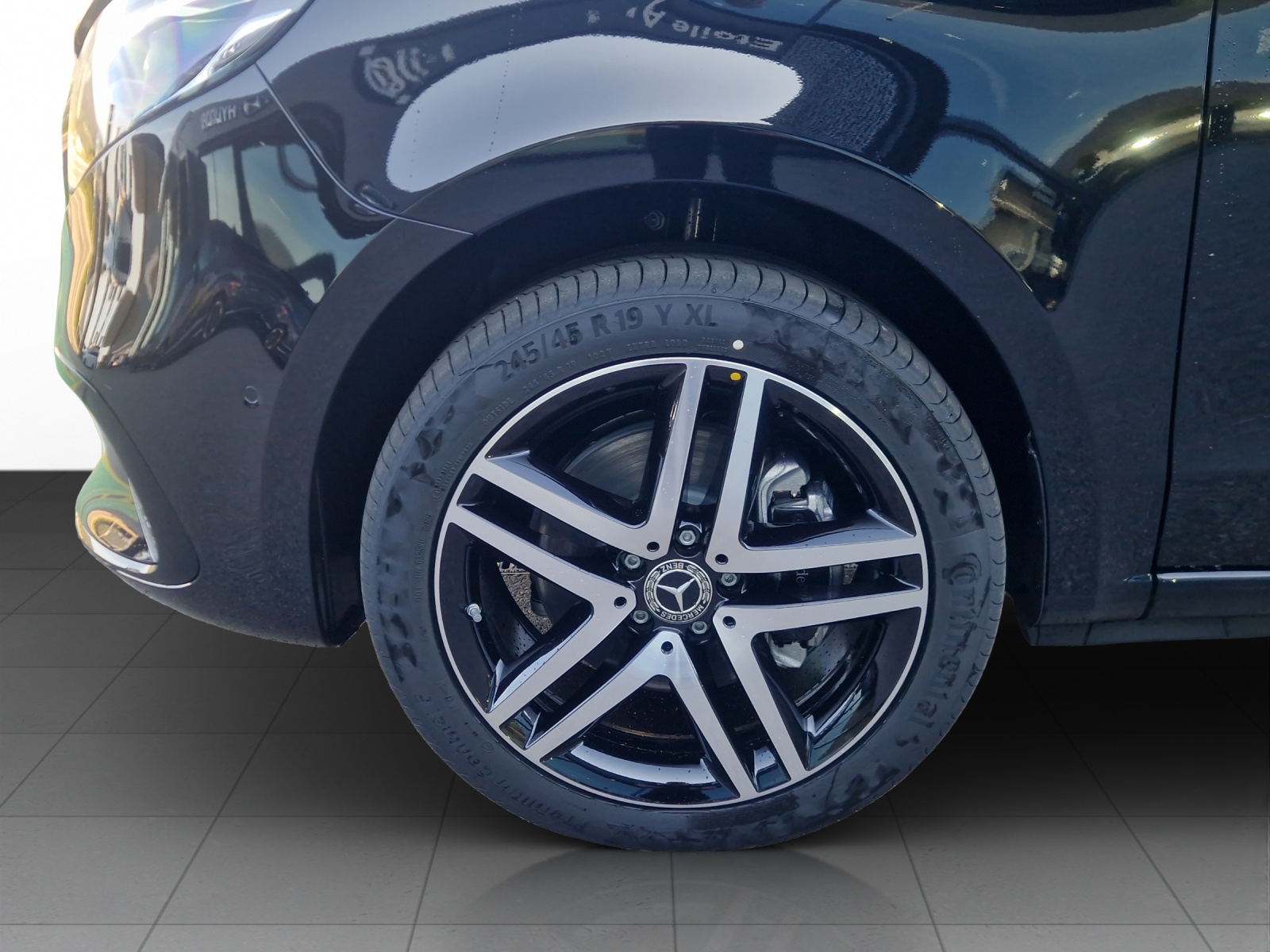MERCEDES-BENZ V 250 d extralang 4Matic Avantgarde 9G-Tronic-image-13
