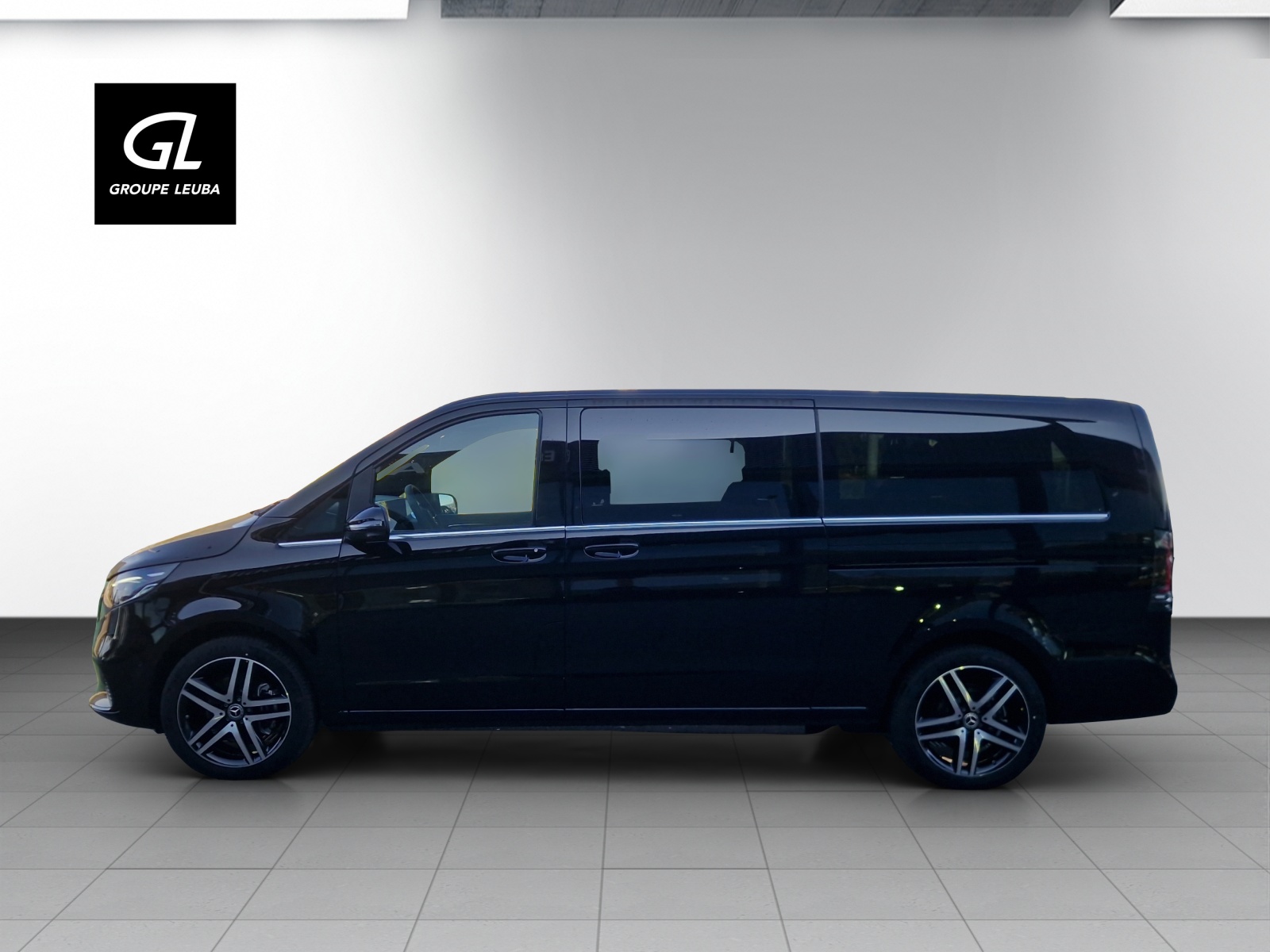 MERCEDES-BENZ V 250 d extralang 4Matic Avantgarde 9G-Tronic-image-2
