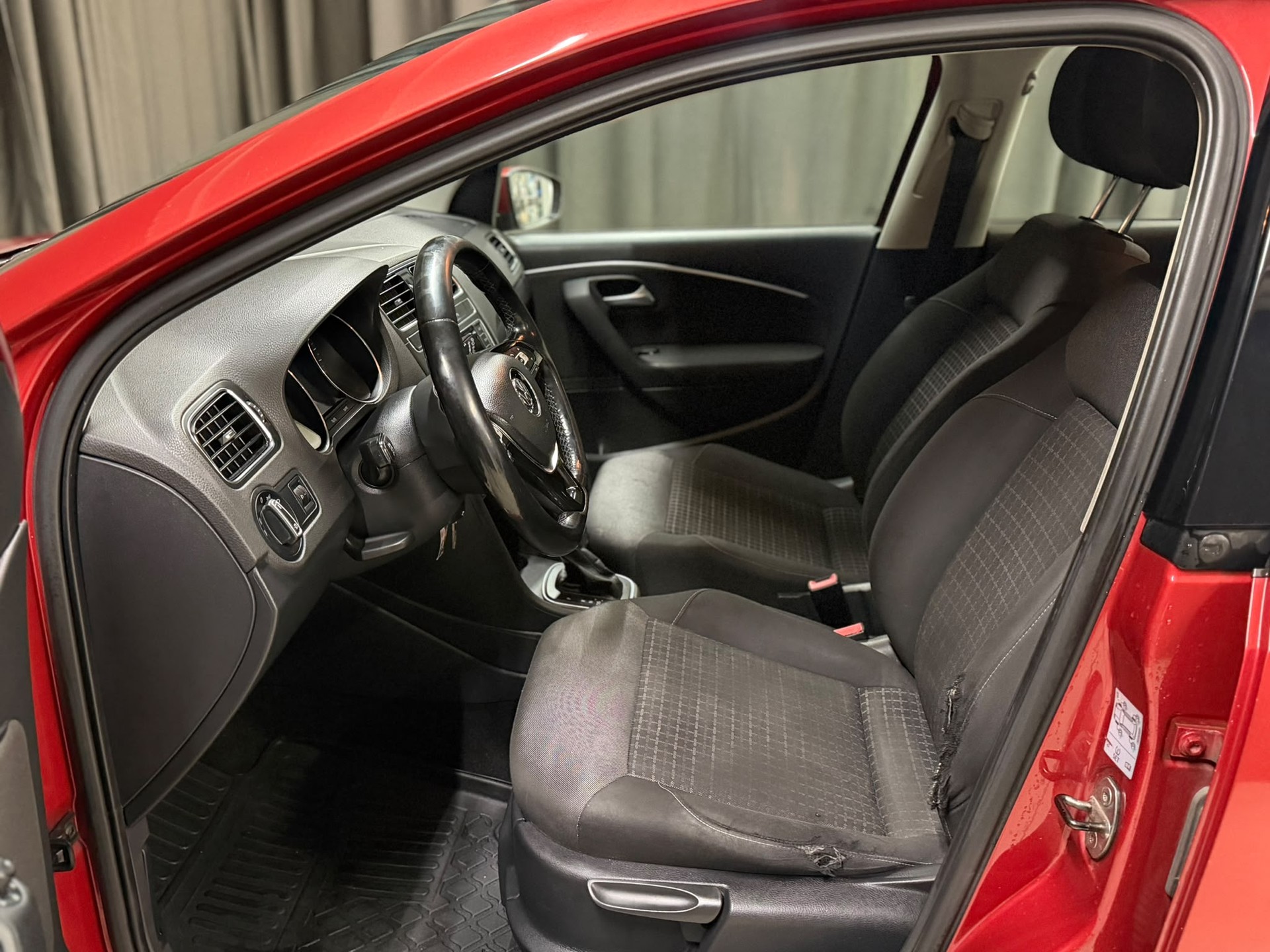 VW Polo 1.2 TSI BMT Comfortline DSG-image-6
