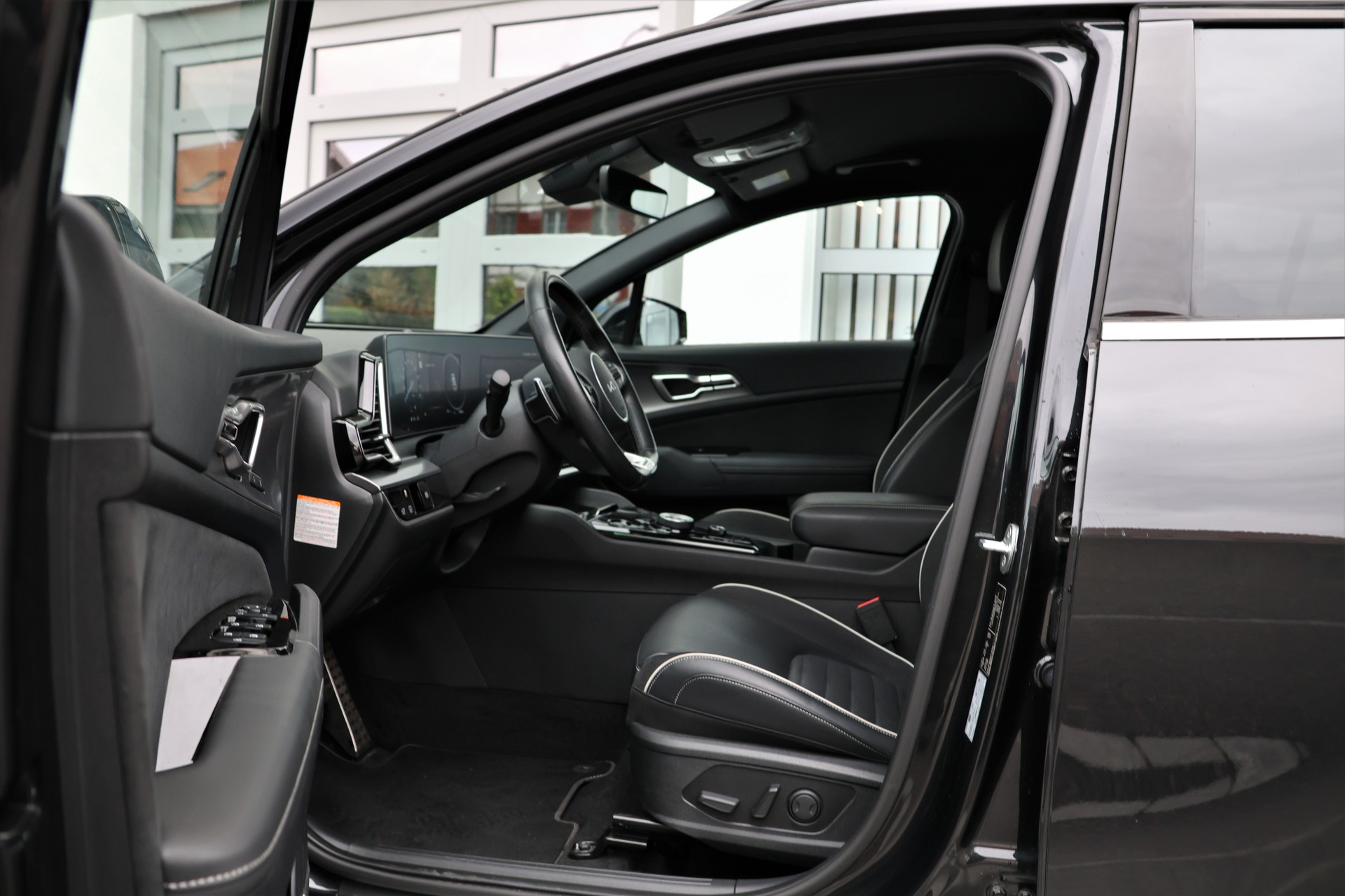 KIA Sportage 1.6T-GDi HEV GT-Line 4x4 A (CH)-image-9