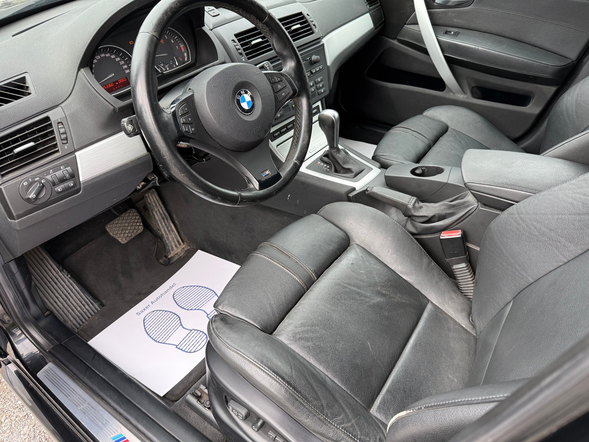 BMW X3 xDrive 30i (3.0si)-image-8
