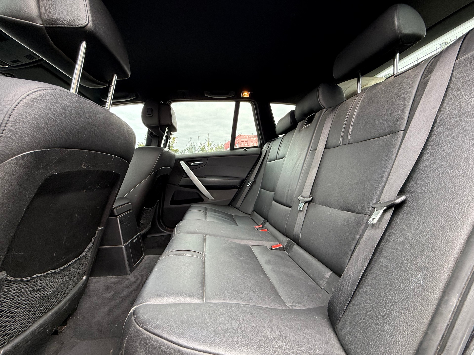BMW X3 xDrive 30i (3.0si)-image-10