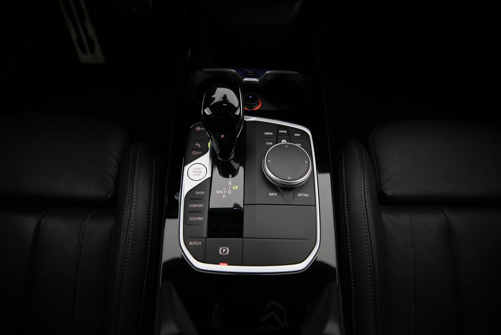 BMW 2er Reihe F44 Gran Coupé M235i xDrive-image-13