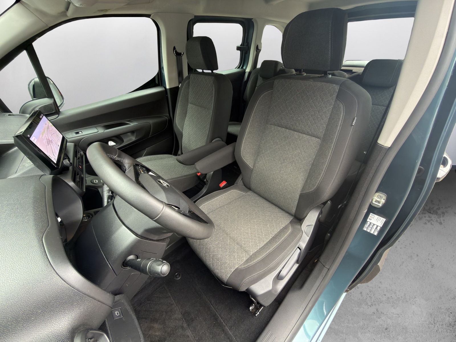 OPEL Combo 1.2-image-9