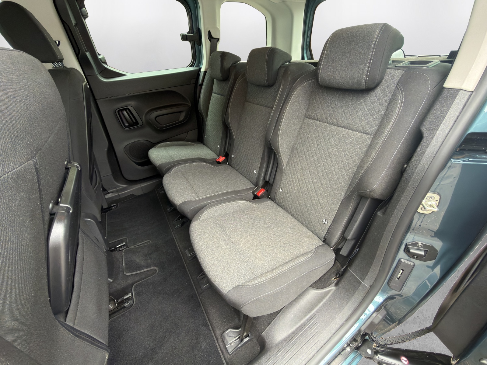 OPEL Combo 1.2-image-10