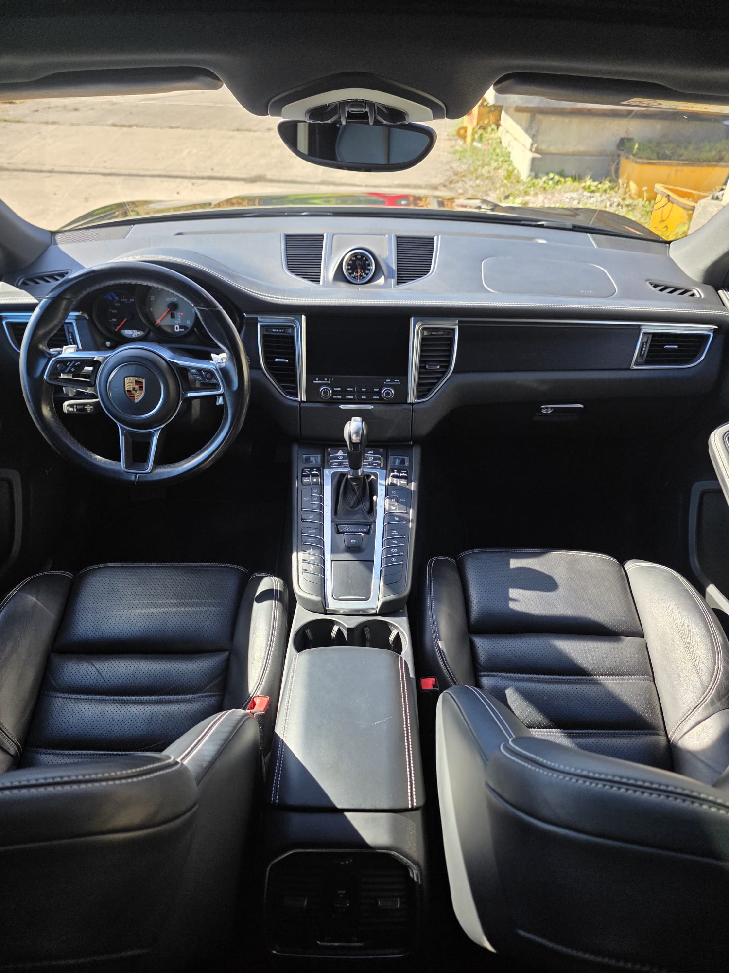 PORSCHE Macan GTS PDK-image-10