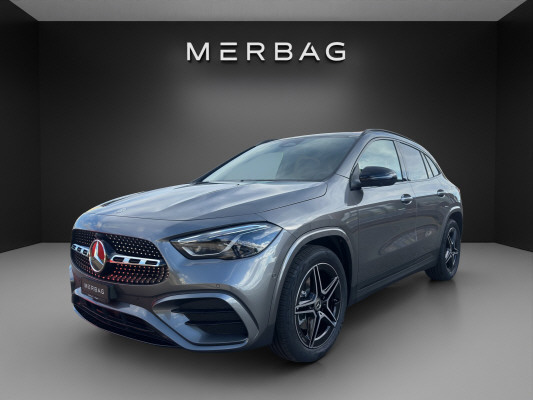 MERCEDES-BENZ GLA 200 Night Star 7G-D