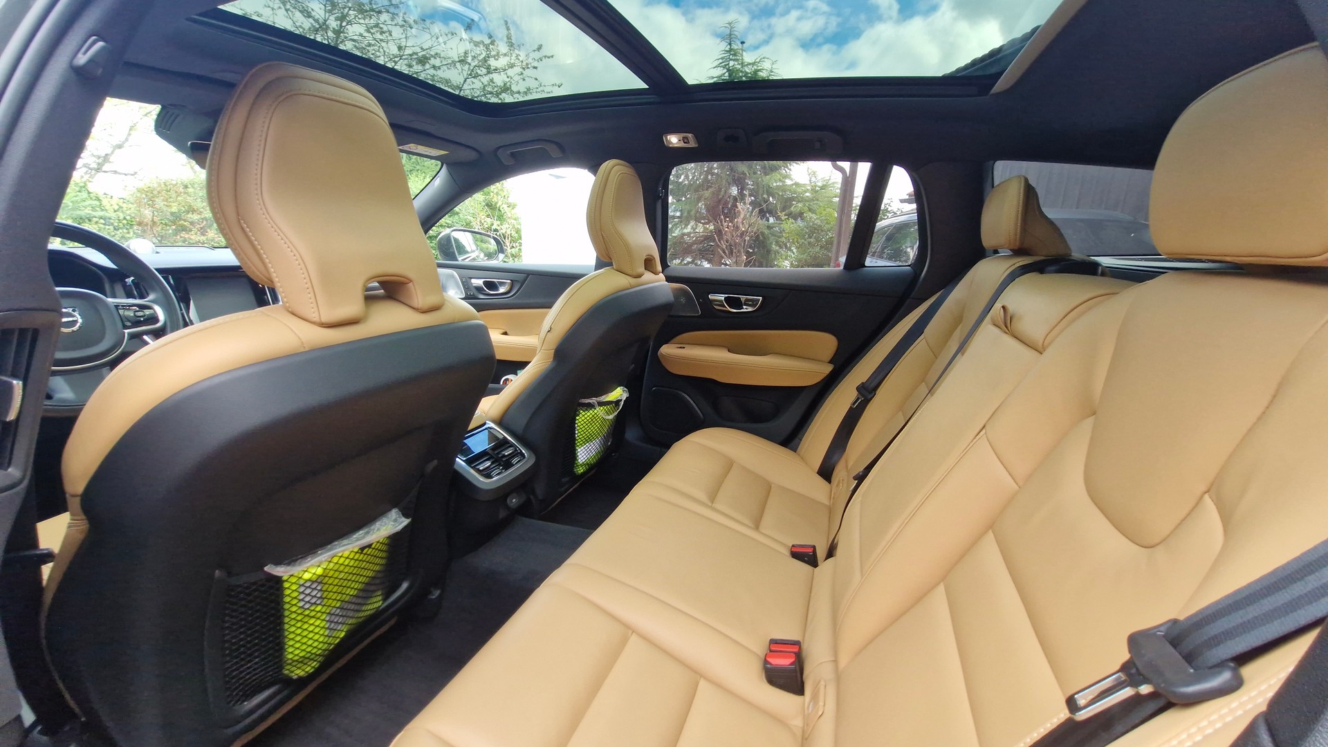 VOLVO 2.0 B4 AWD-image-6