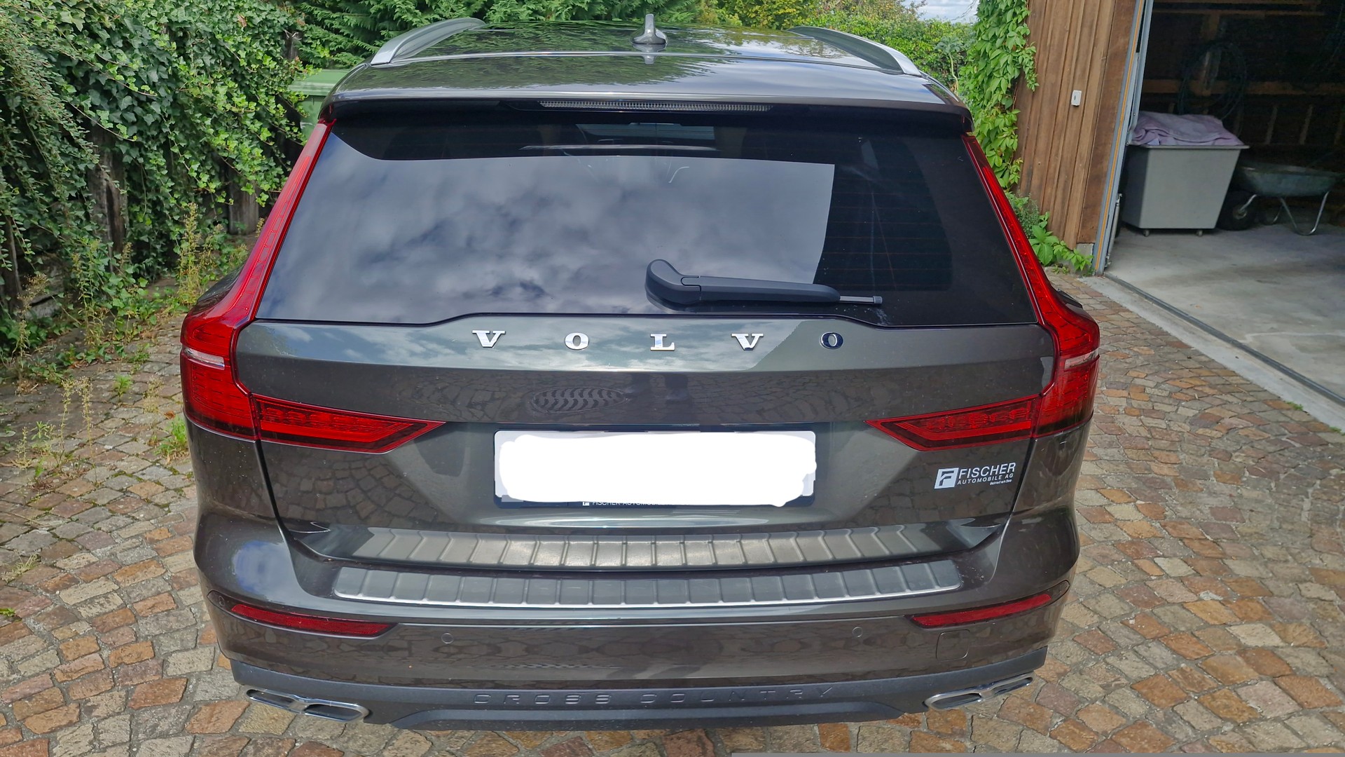 VOLVO 2.0 B4 AWD-image-4