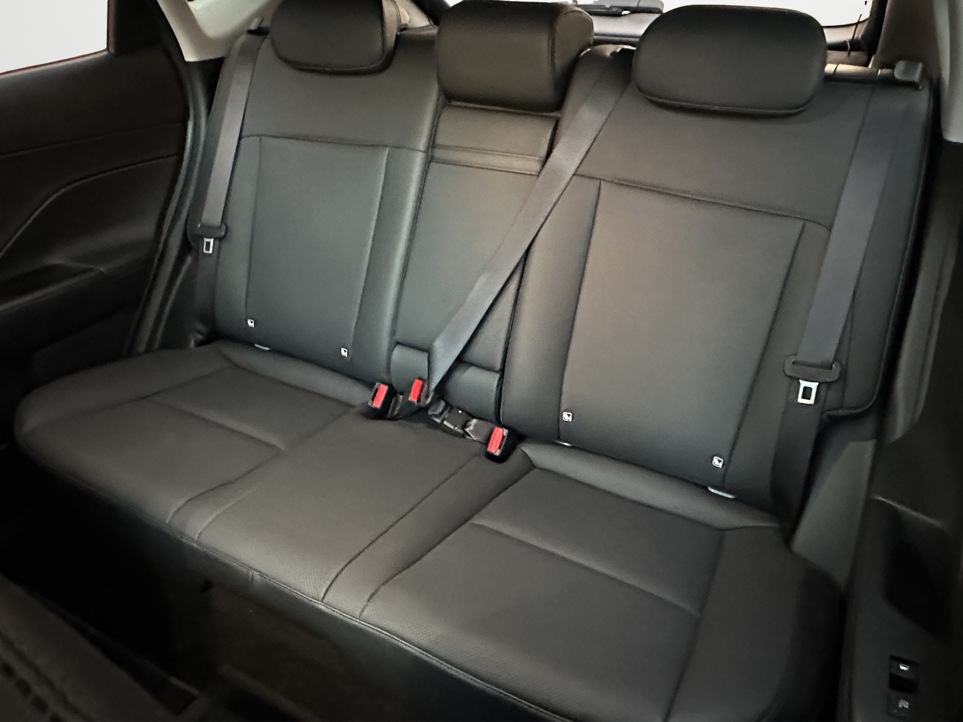 HYUNDAI Kona 1.6 GDi HEV Vertex DCT-image-10