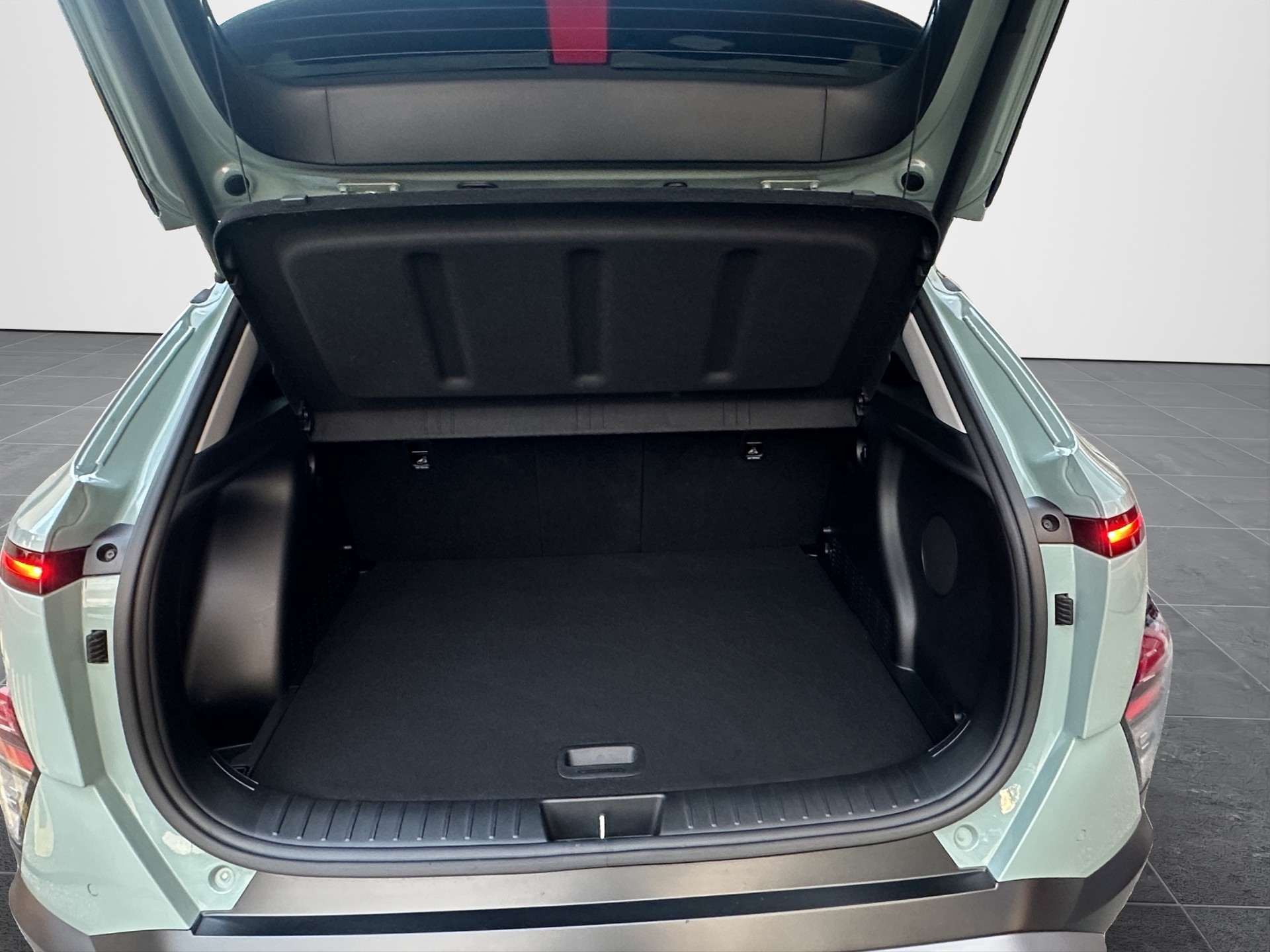 HYUNDAI Kona 1.6 GDi HEV Vertex DCT-image-15