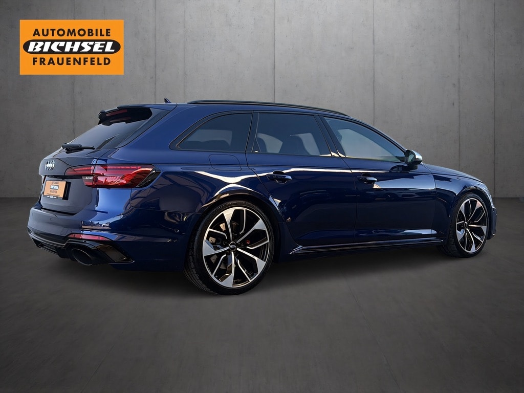 AUDI RS4 Avant 2.9 TFSI qu*Vollausstattung, CH Auslieferung*-image-3