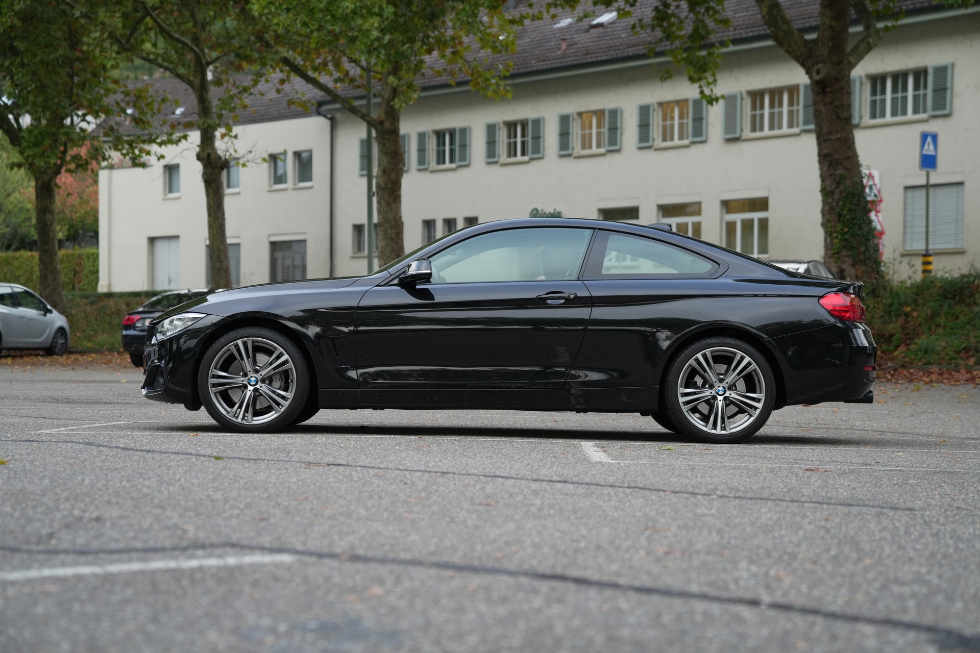 BMW 435i xDrive-image-2