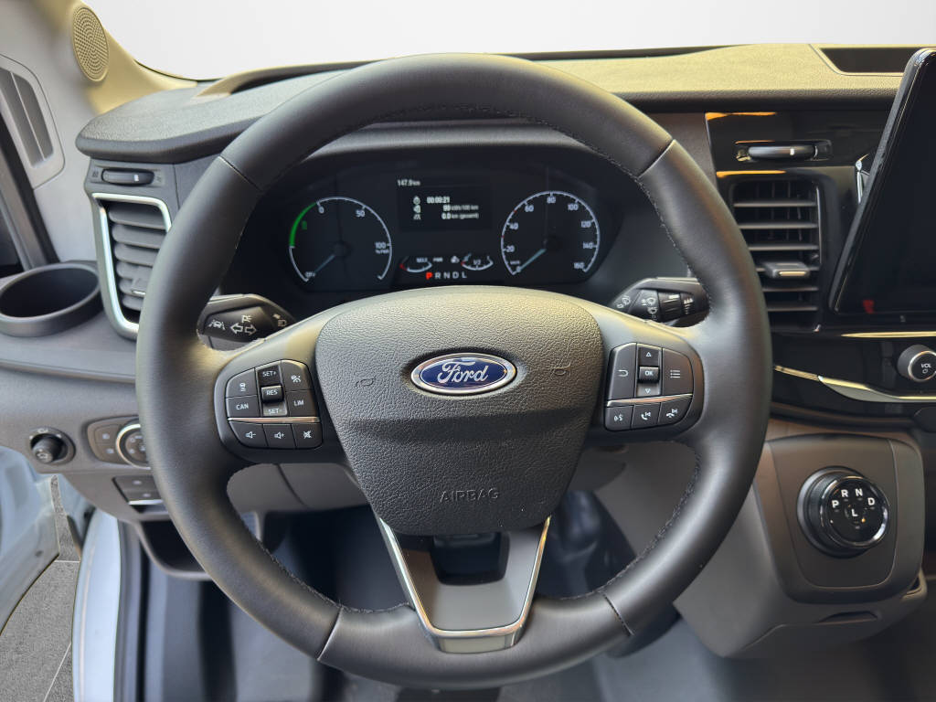 FORD E-Transit Van 350 L2H2 67kWh Trend-image-6