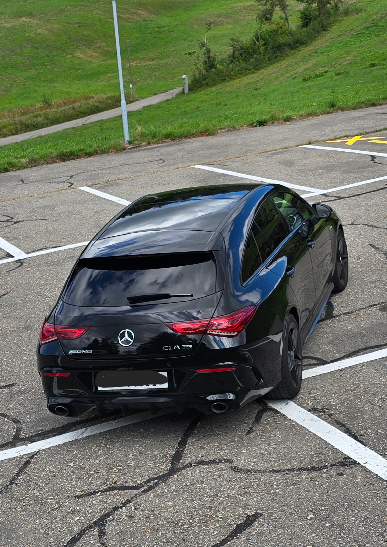 MERCEDES-BENZ CLA Shooting Brake 35 AMG 4Matic 7G-DCT-image-14
