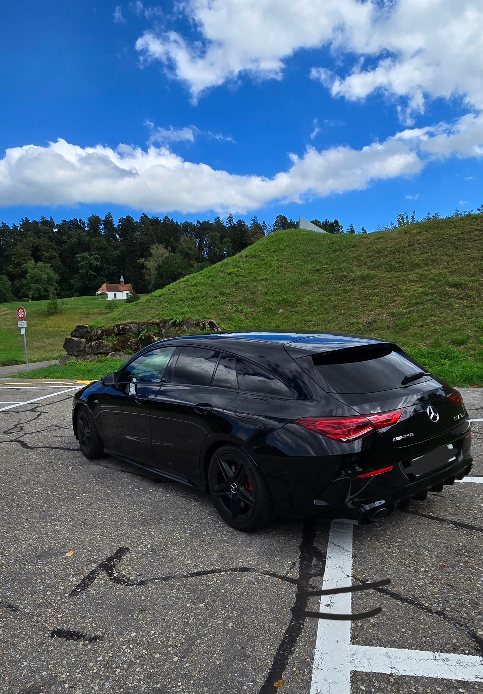 MERCEDES-BENZ CLA Shooting Brake 35 AMG 4Matic 7G-DCT-image-10
