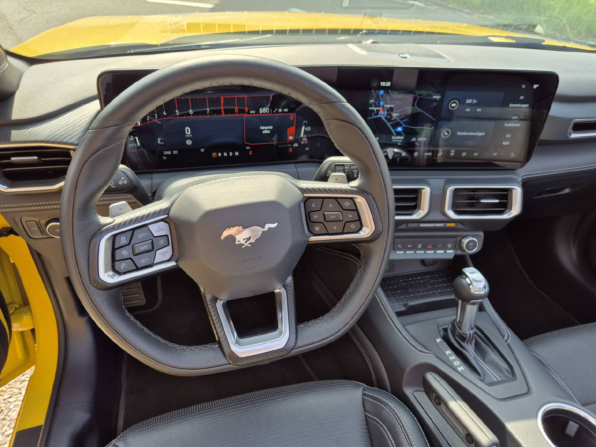 FORD Mustang Convertible 5.0 V8 GT-image-9