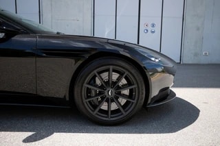ASTON MARTIN DB11 V12 Touchtronic 3 AMR-image-6