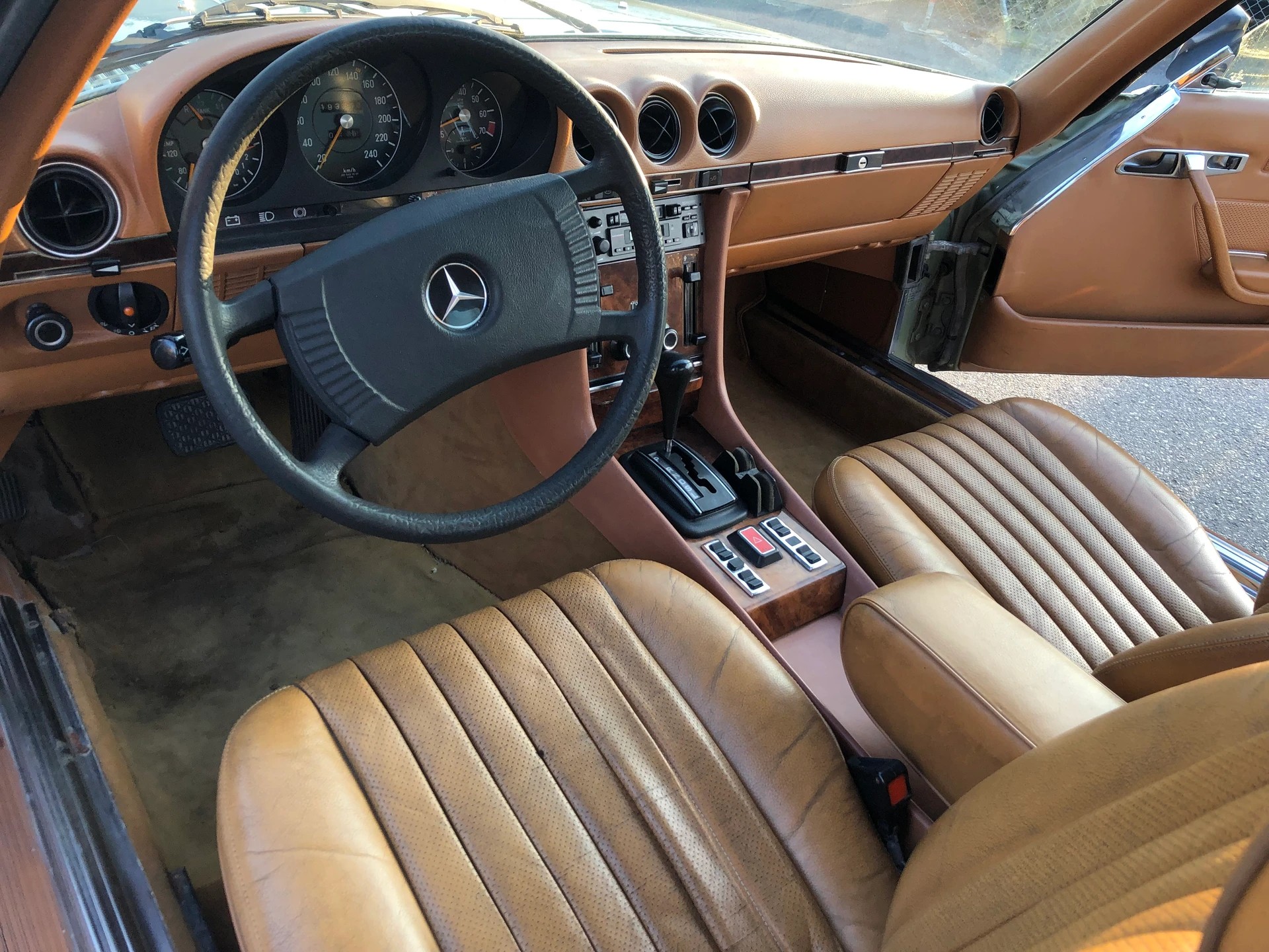 MERCEDES-BENZ SLC 280-image-8