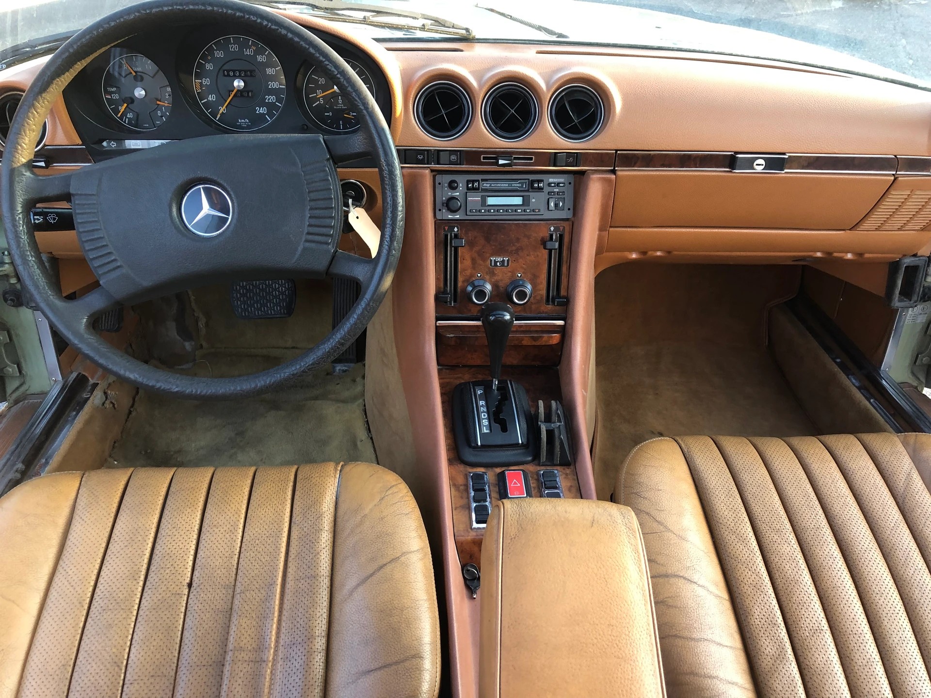 MERCEDES-BENZ SLC 280-image-6
