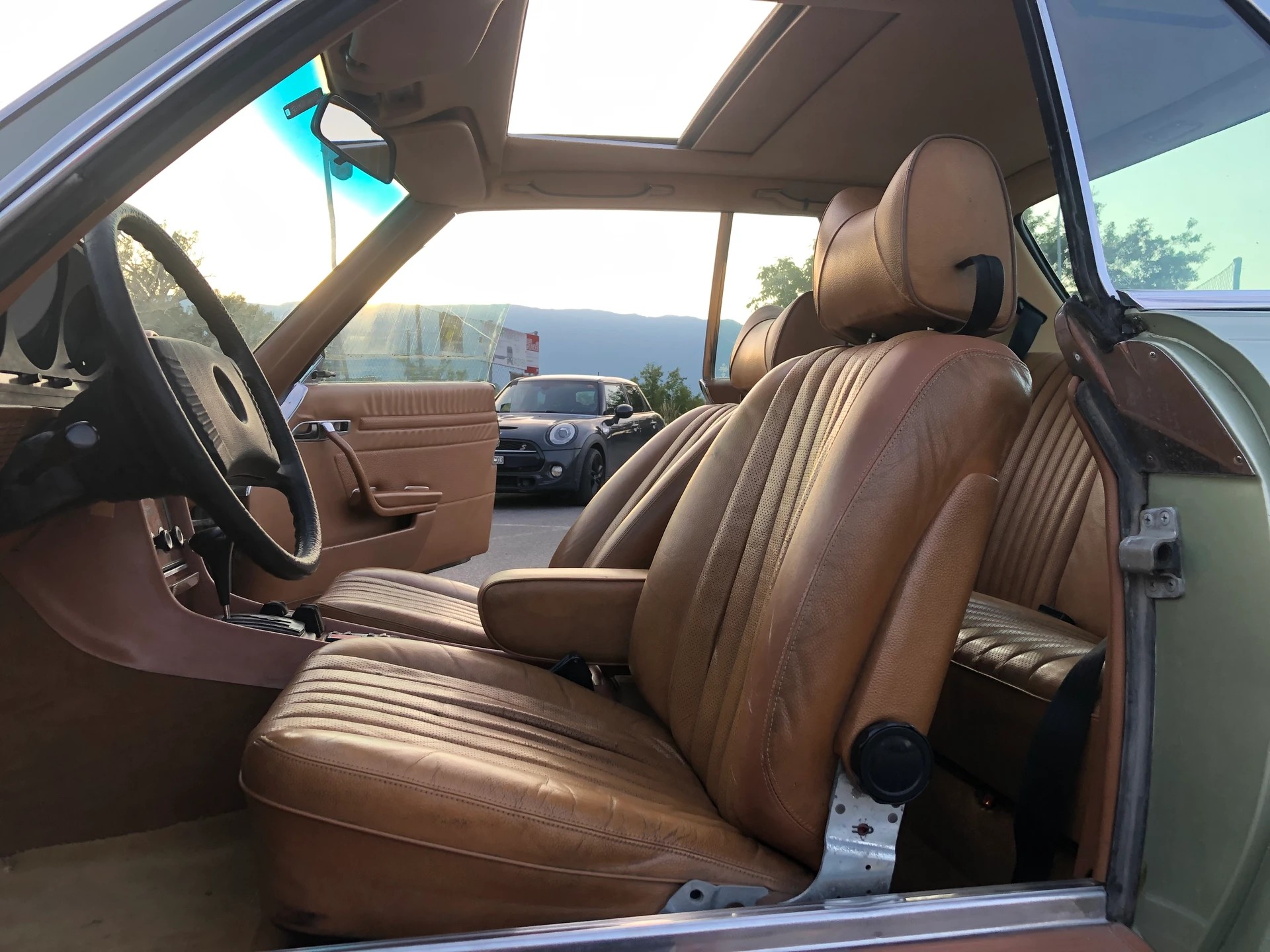 MERCEDES-BENZ SLC 280-image-9