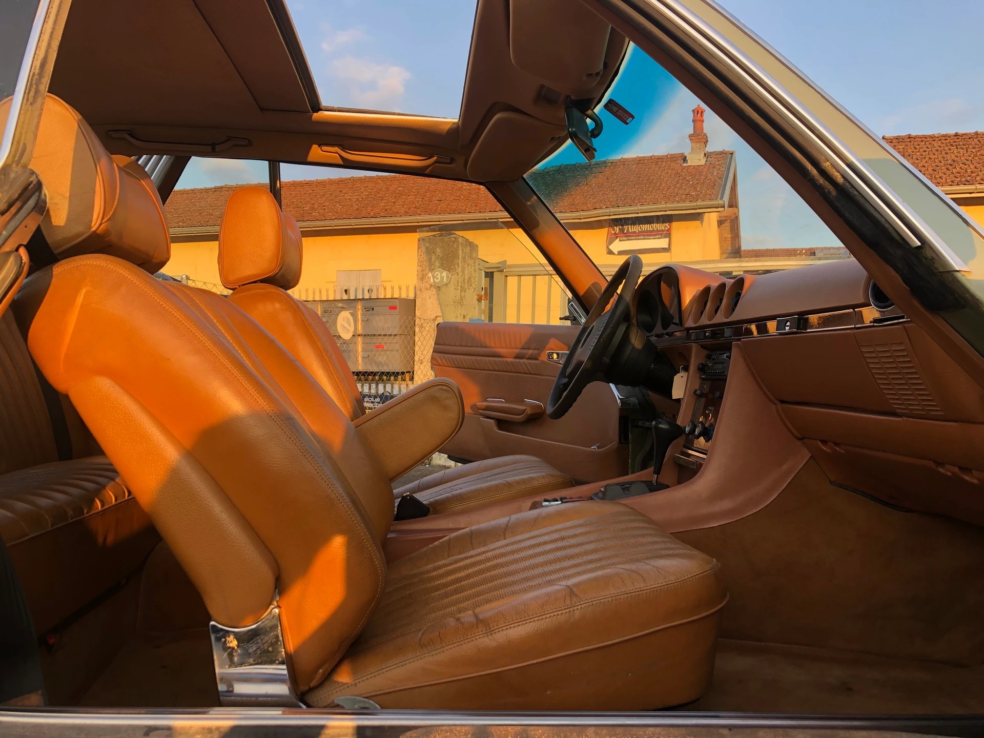 MERCEDES-BENZ SLC 280-image-11