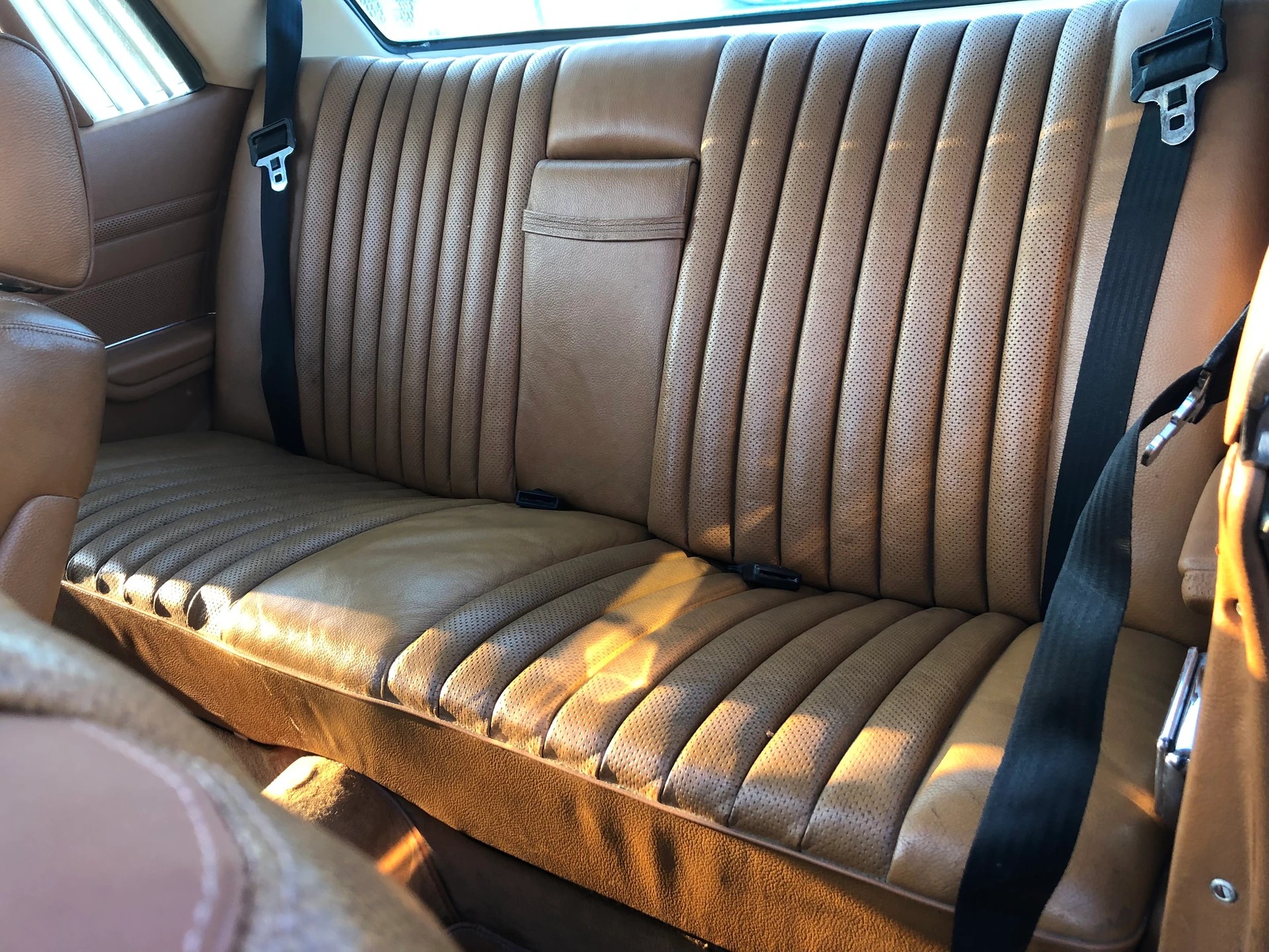 MERCEDES-BENZ SLC 280-image-12