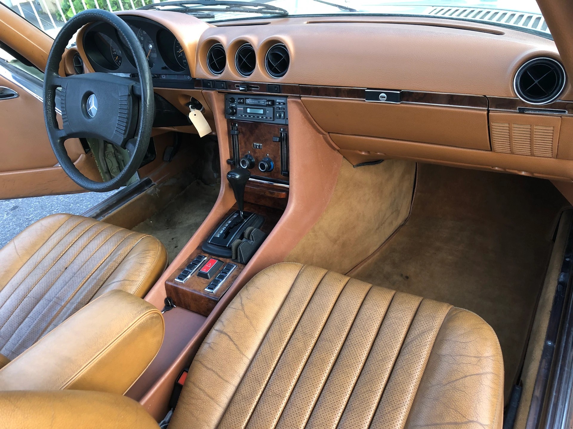 MERCEDES-BENZ SLC 280-image-10