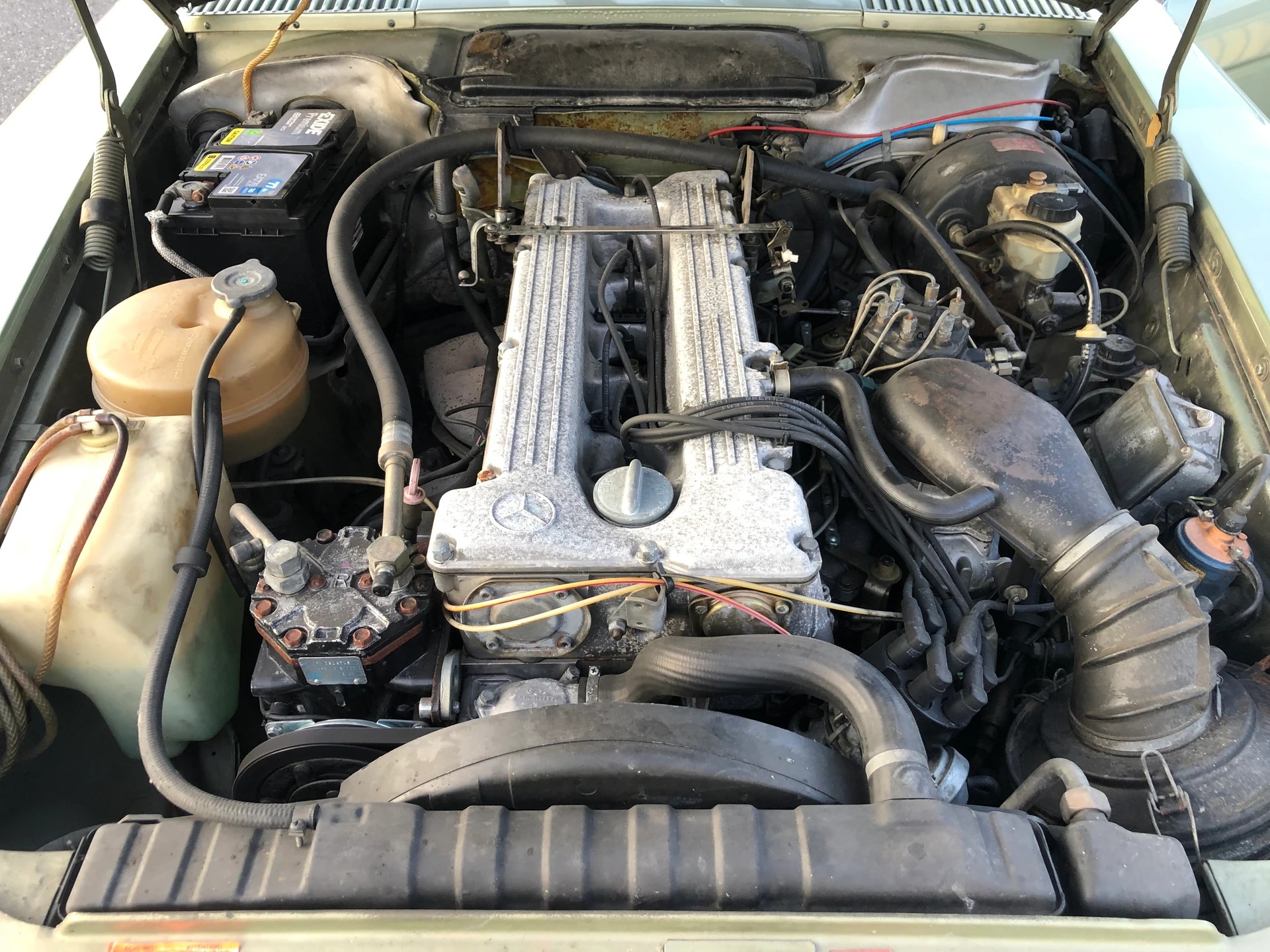 MERCEDES-BENZ SLC 280-image-14