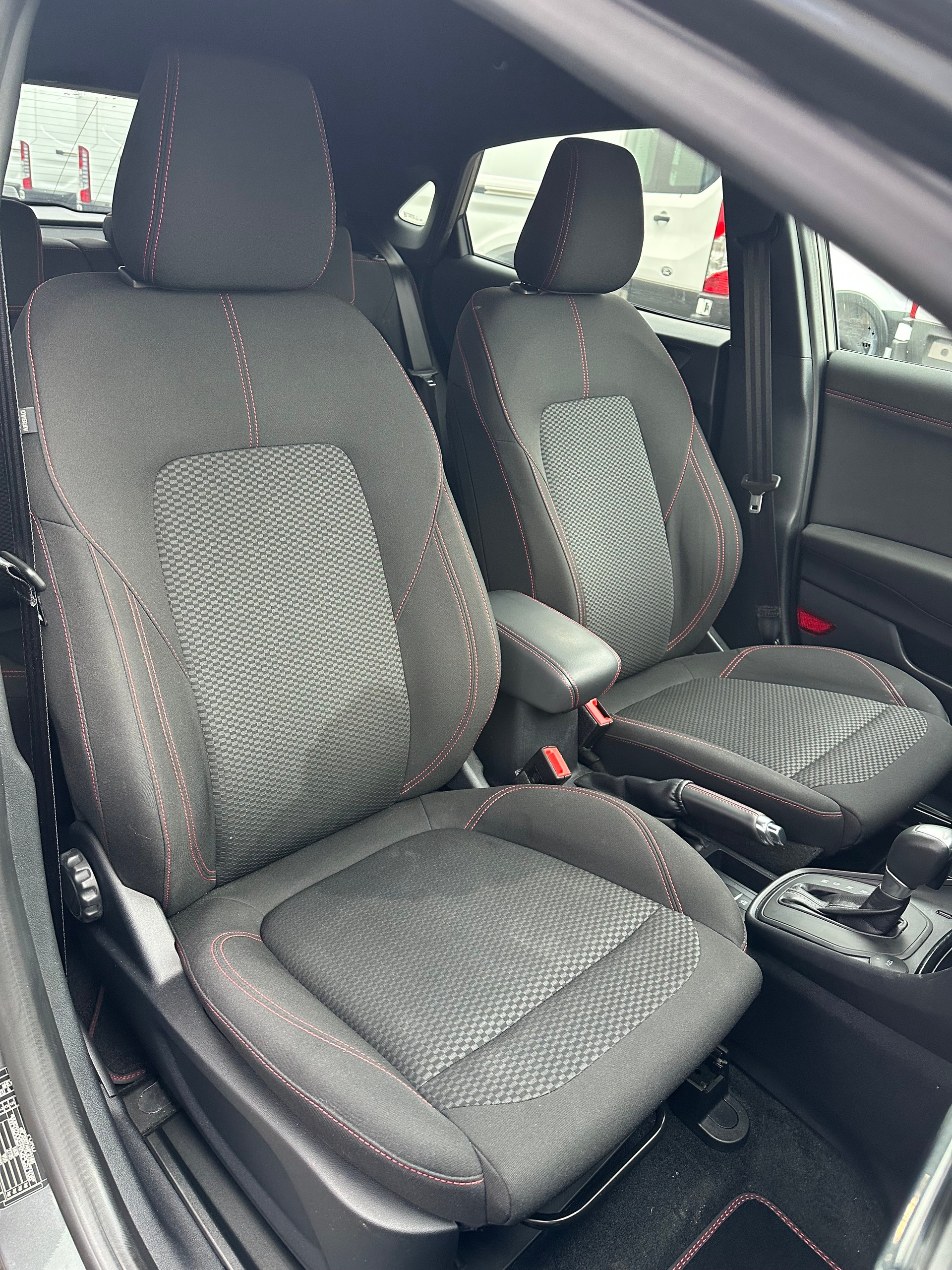 FORD Puma 1.0 EcoB Hybrid 125 ST-Line-image-14