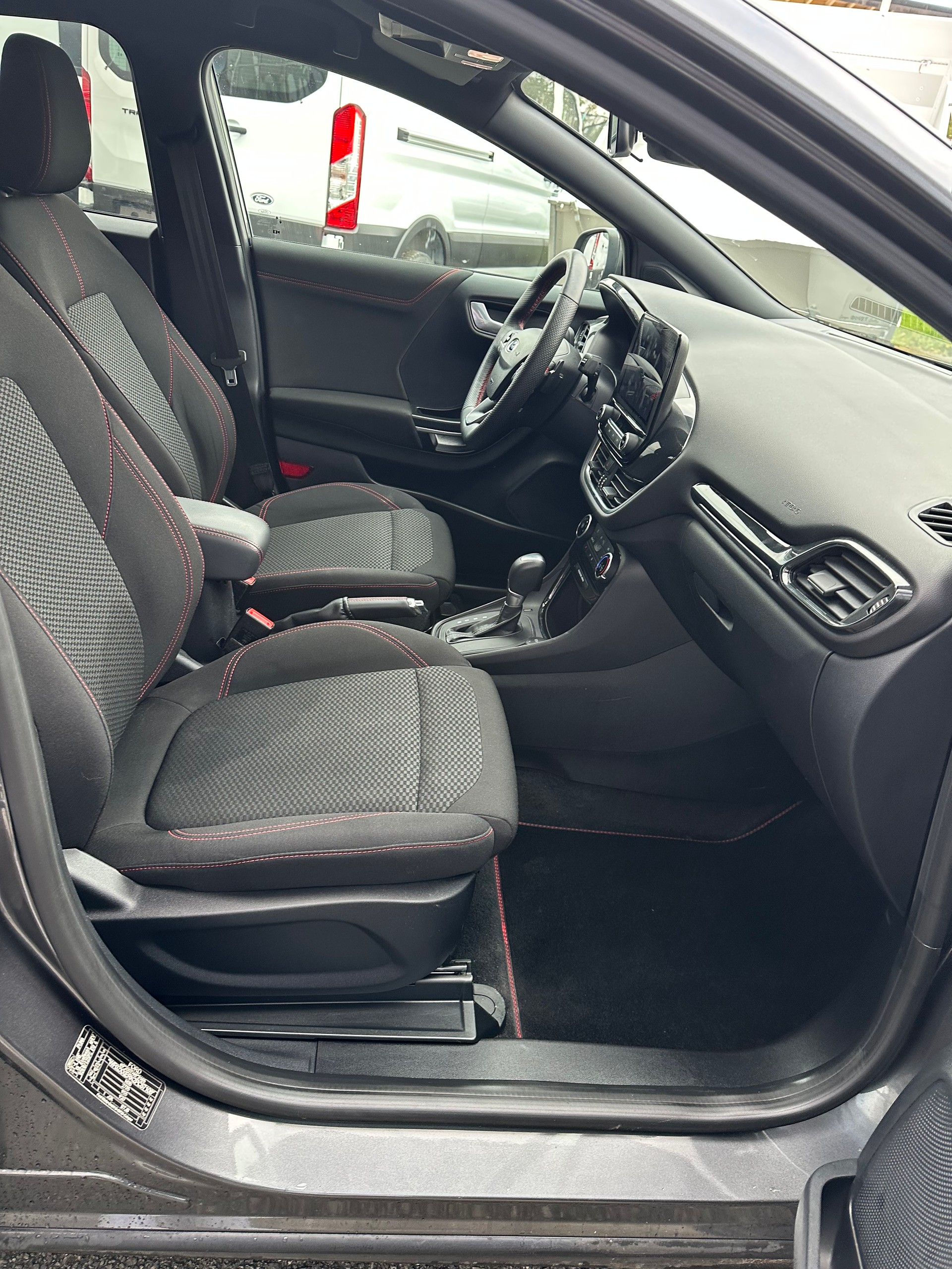 FORD Puma 1.0 EcoB Hybrid 125 ST-Line-image-10