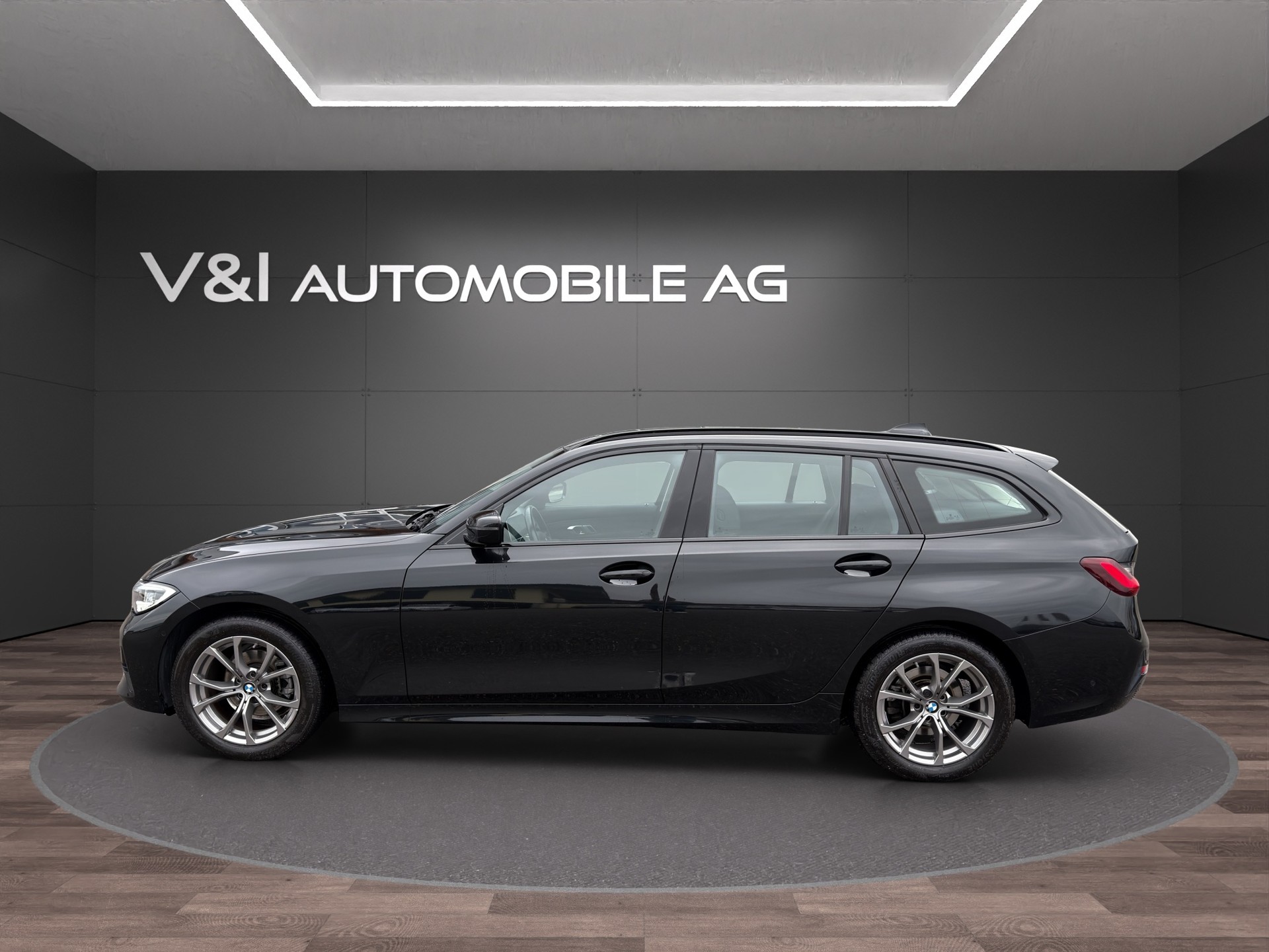 BMW 318d 48V Touring Sport Line Steptronic-image-6