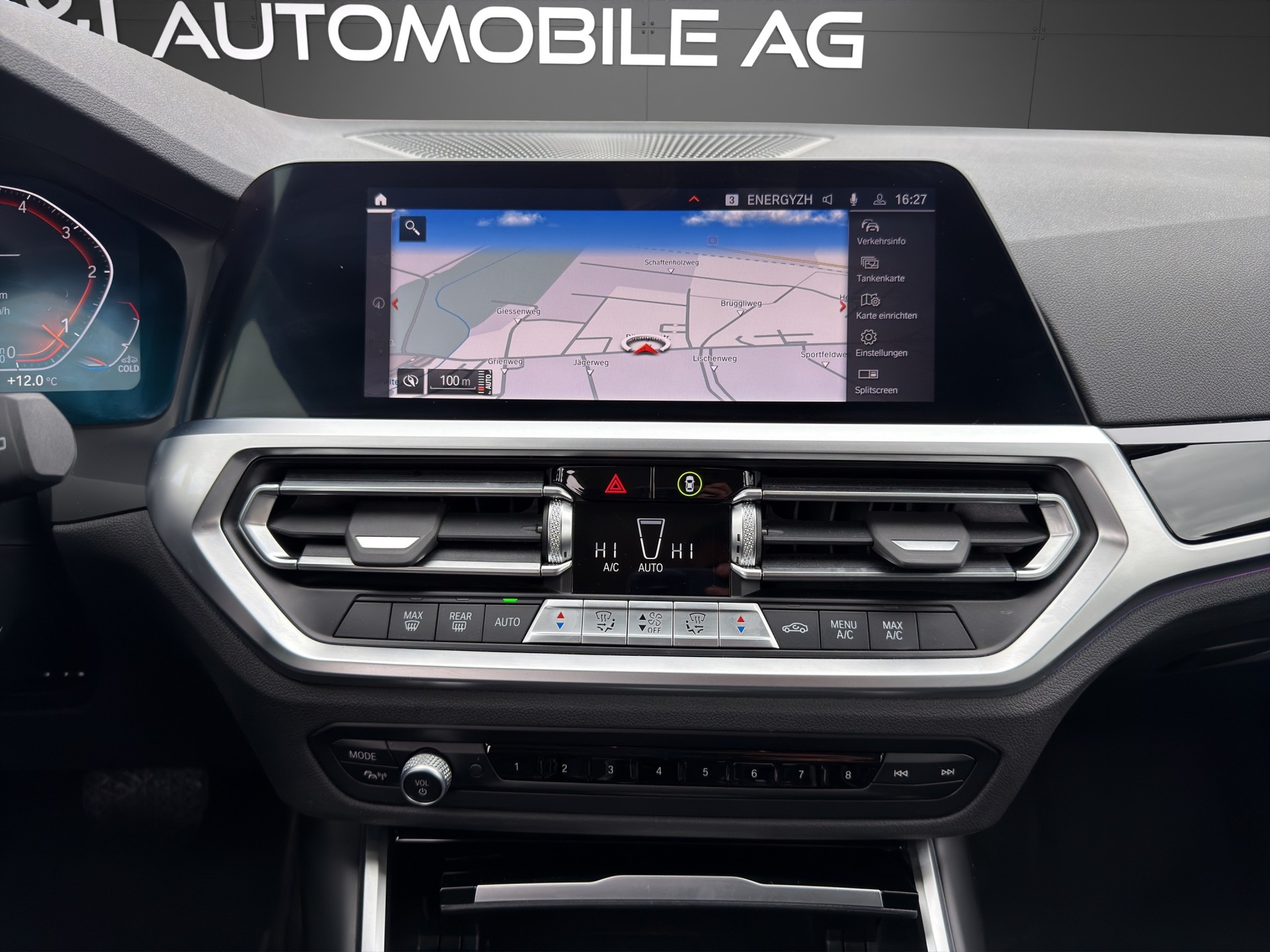 BMW 318d 48V Touring Sport Line Steptronic-image-13