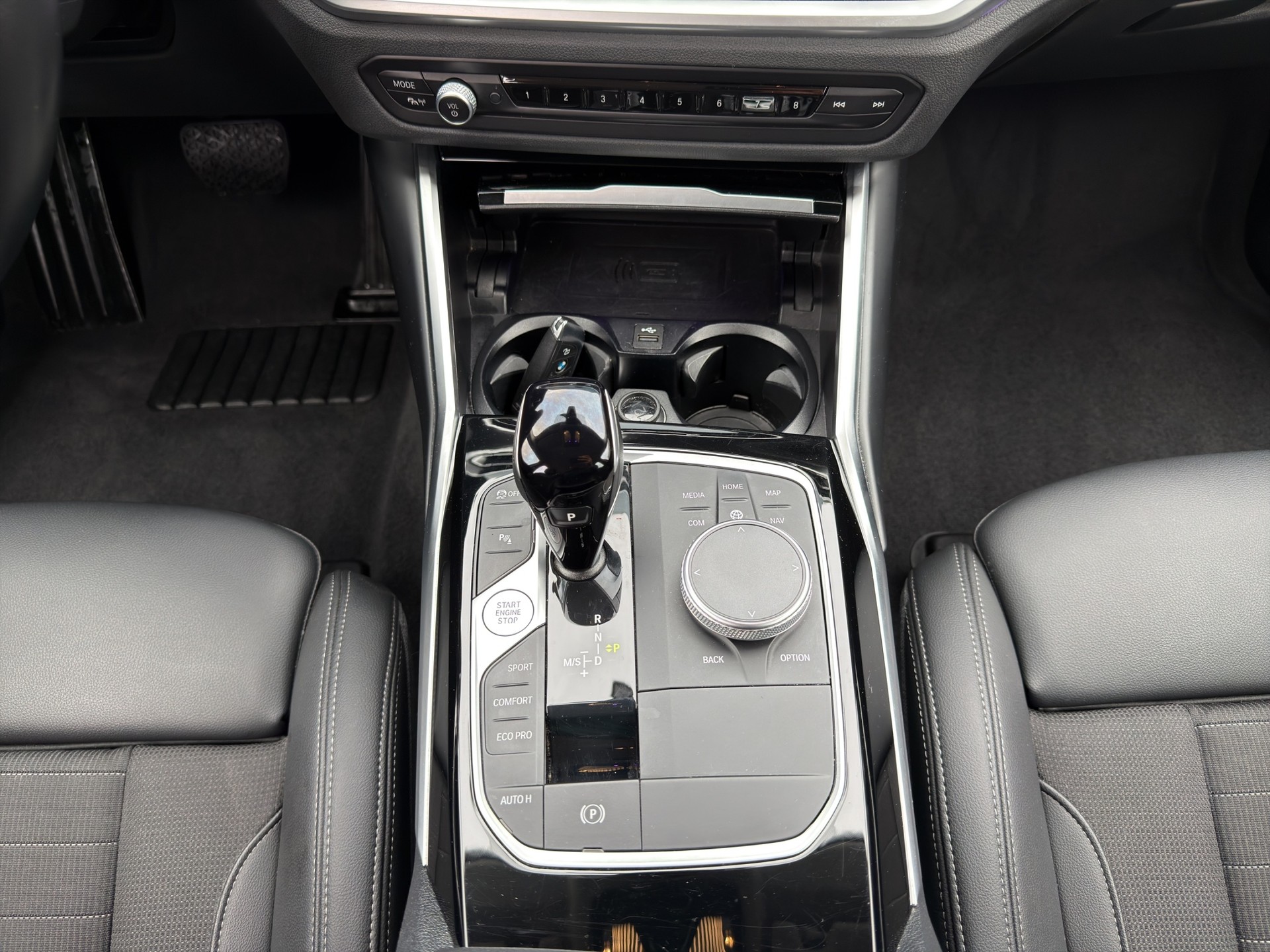 BMW 318d 48V Touring Sport Line Steptronic-image-15