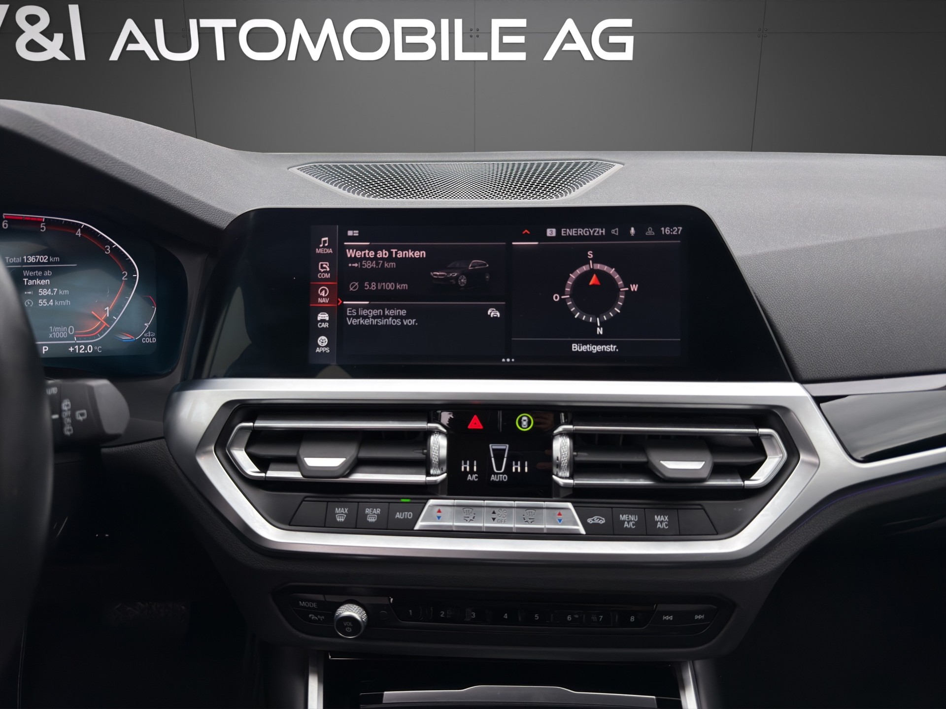 BMW 318d 48V Touring Sport Line Steptronic-image-12