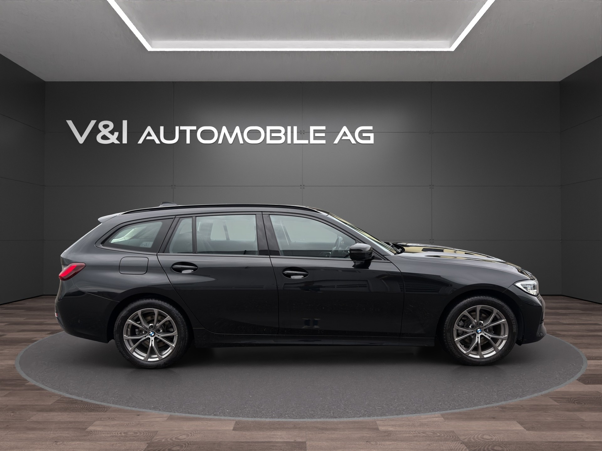 BMW 318d 48V Touring Sport Line Steptronic-image-7