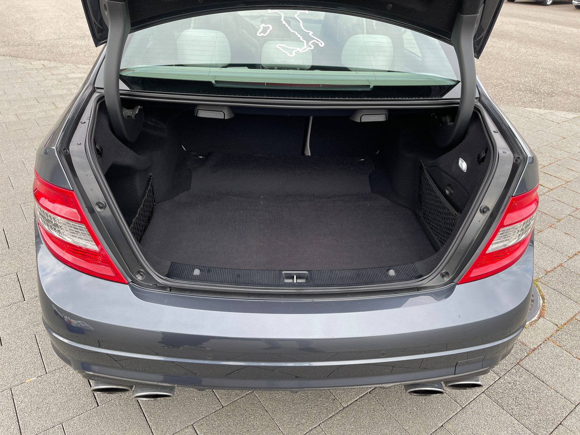 MERCEDES-BENZ C 63 AMG Avantgarde 7G-Tronic-image-12