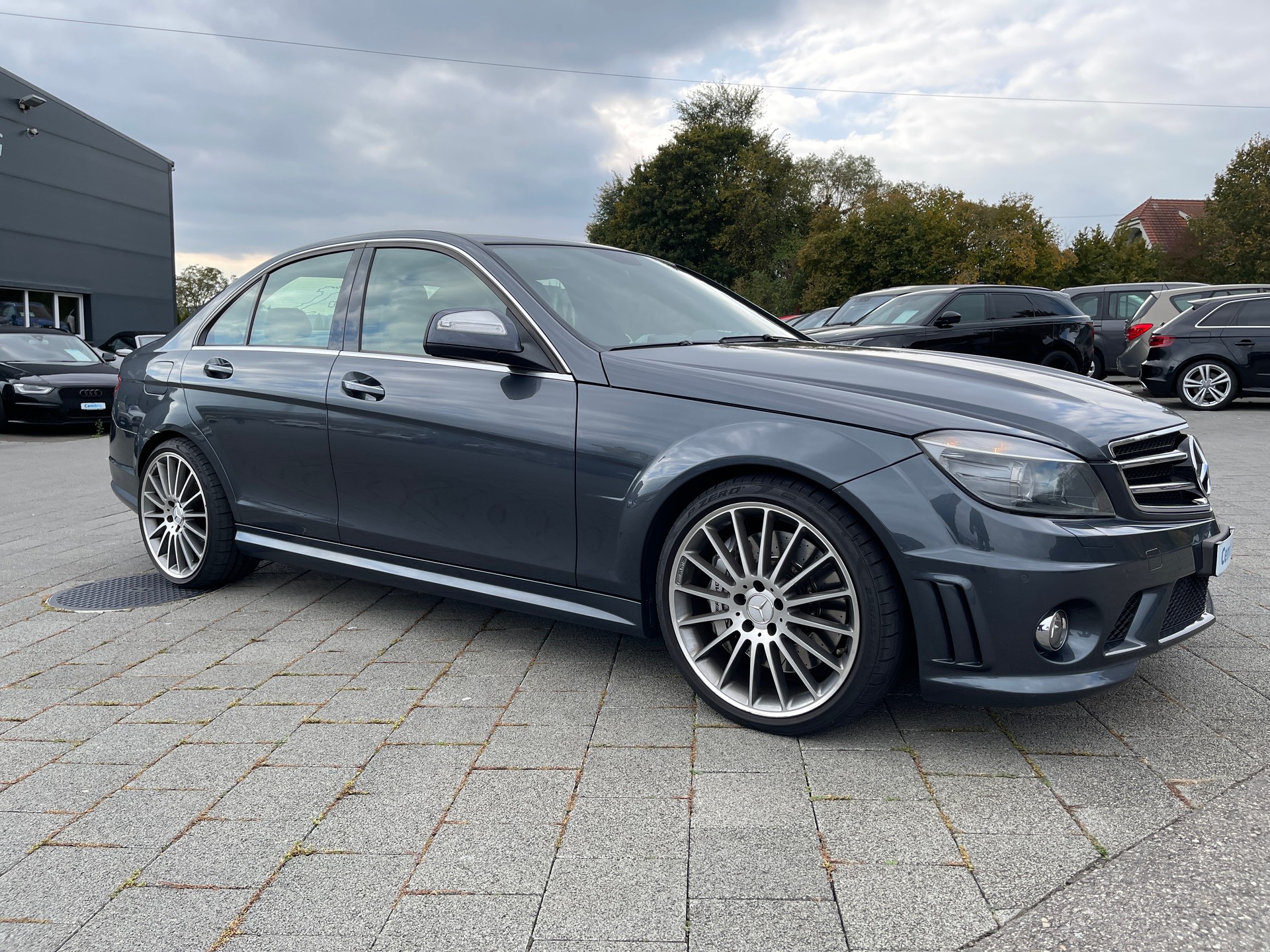 MERCEDES-BENZ C 63 AMG Avantgarde 7G-Tronic-image-4