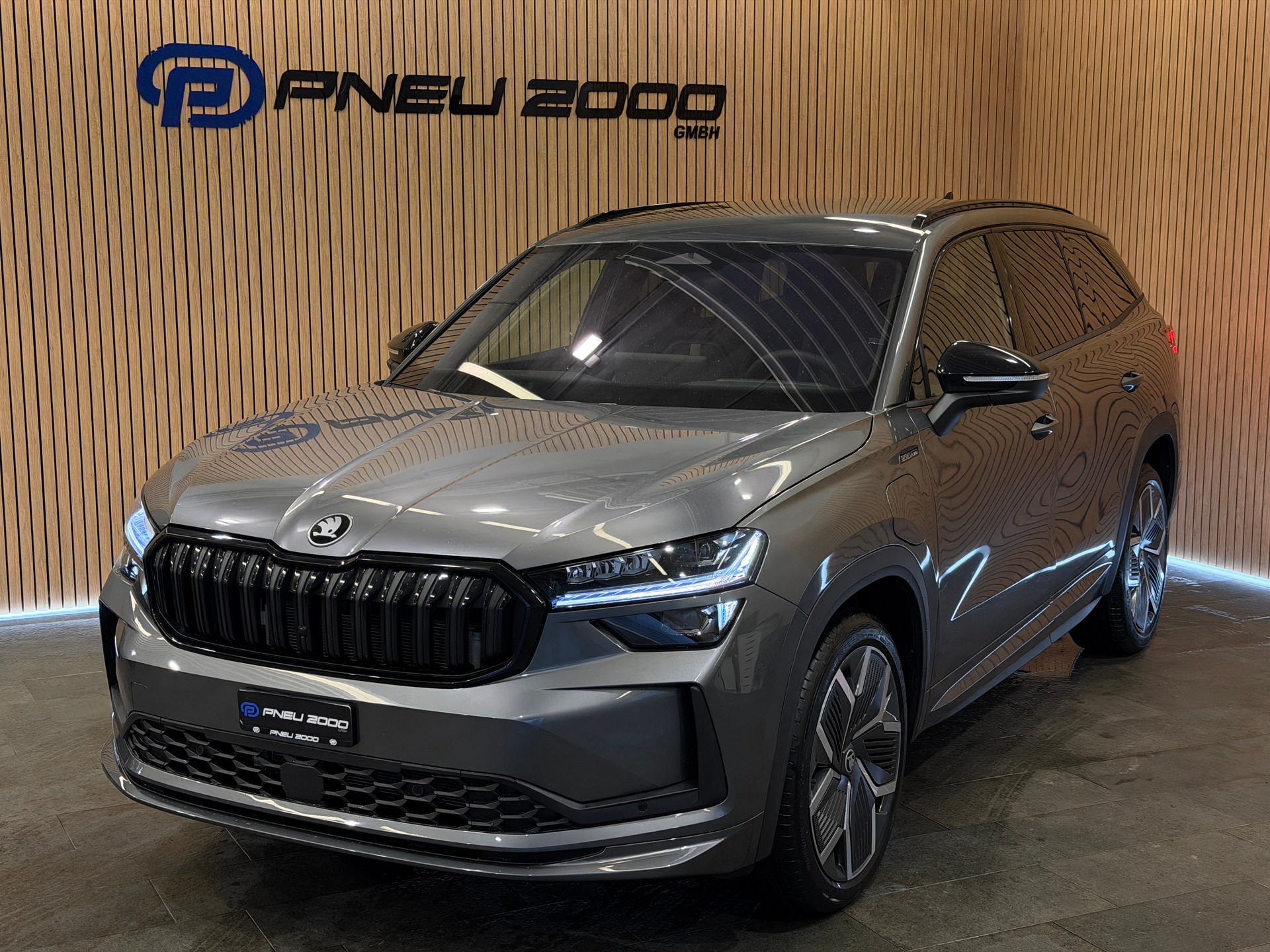 SKODA Kodiaq 1.5 TSI PHEV Sportline *Graphite Grau* 48Monate/100'000km Garantie*-image-0