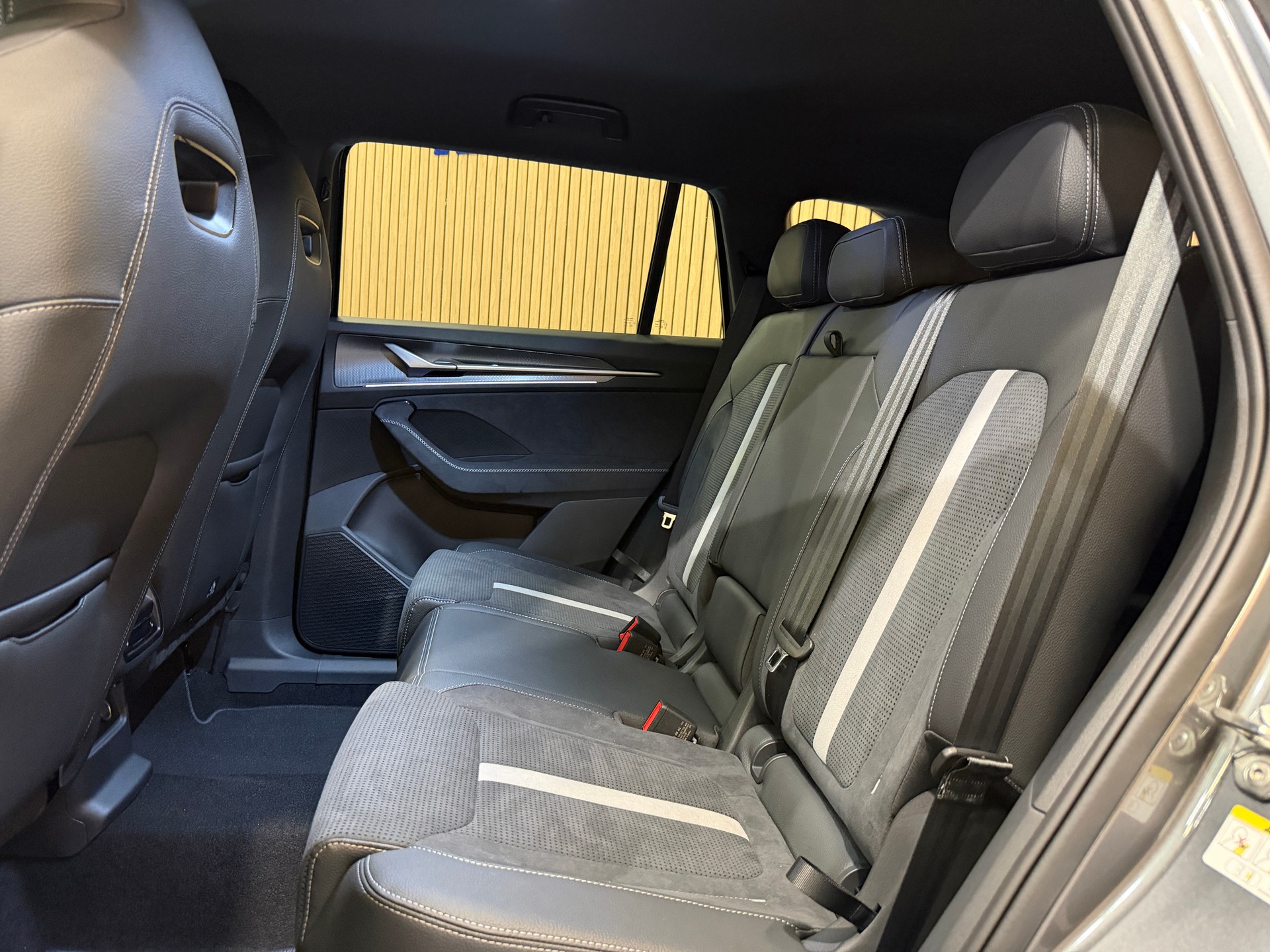 SKODA Kodiaq 1.5 TSI PHEV Sportline *Graphite Grau* 48Monate/100'000km Garantie*-image-9