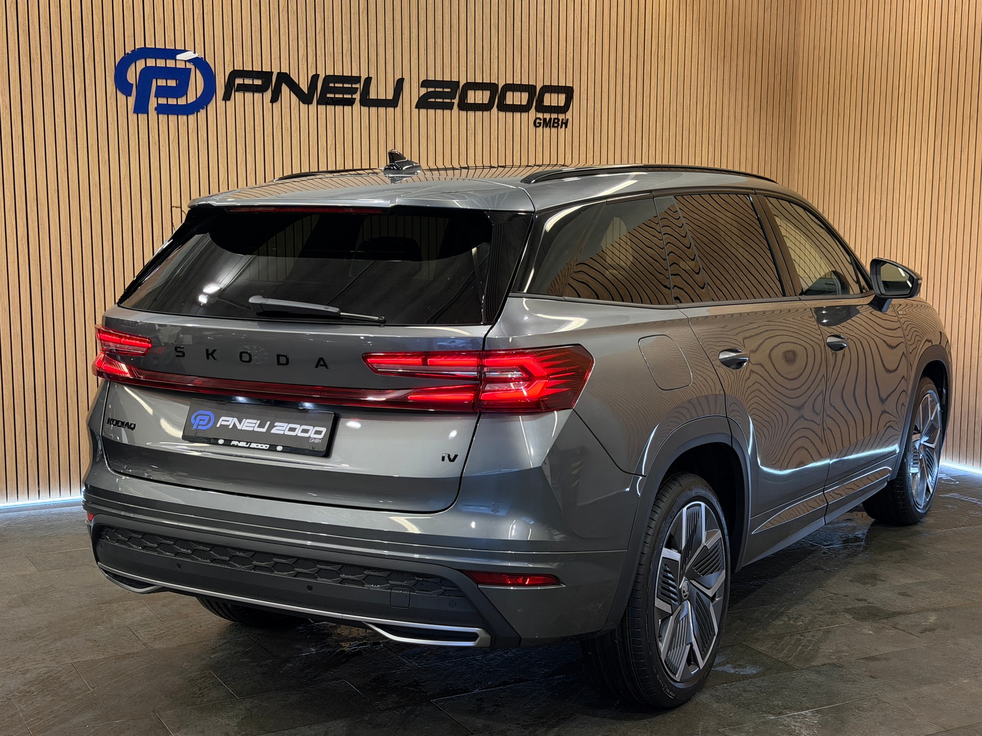 SKODA Kodiaq 1.5 TSI PHEV Sportline *Graphite Grau* 48Monate/100'000km Garantie*-image-2
