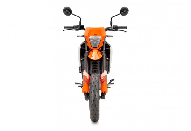 KTM 125 SMC R-showroom-element-2