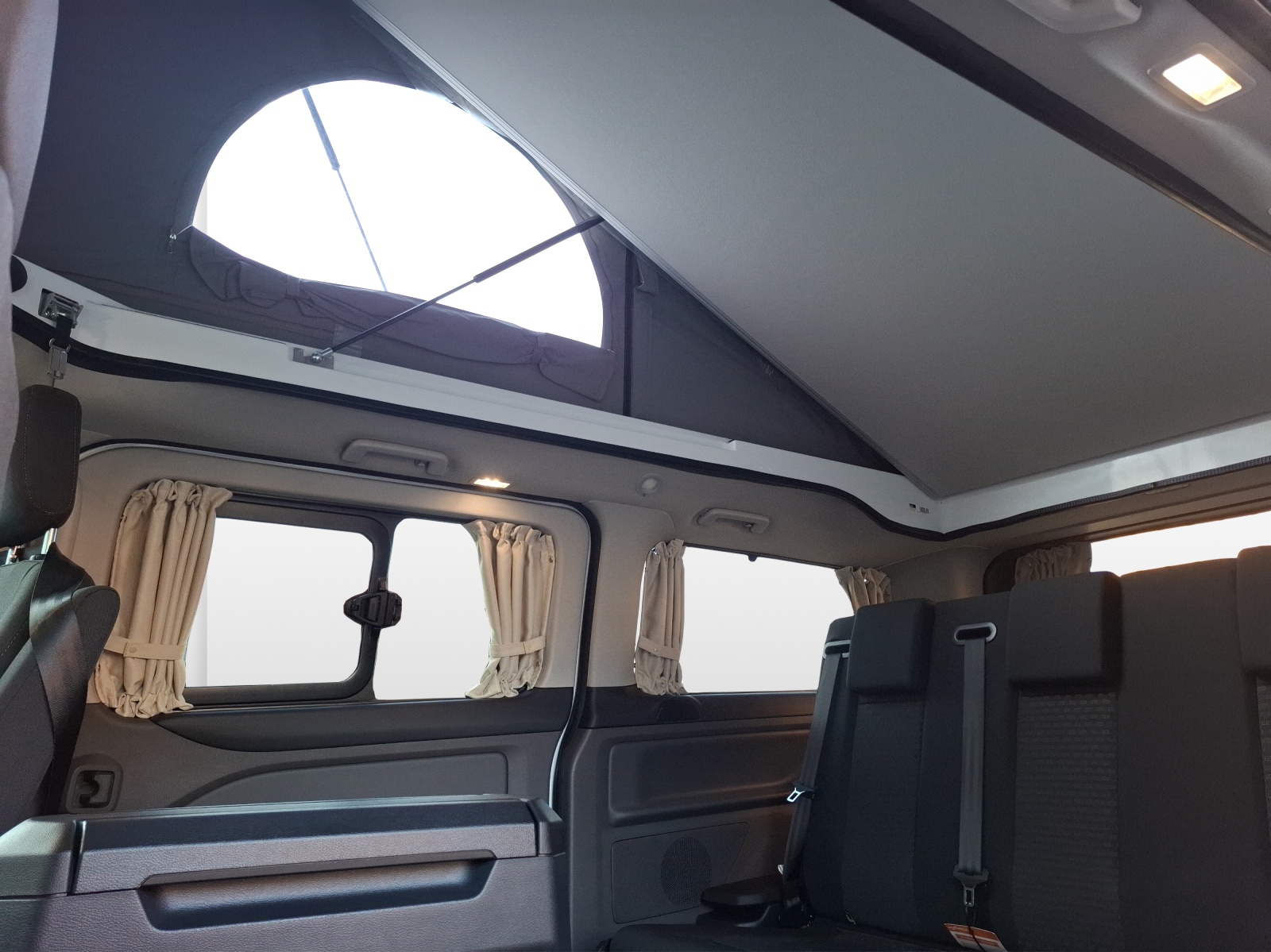 FORD Transit Custom 2.0 TDCi 320 L1 S-Camper-image-9