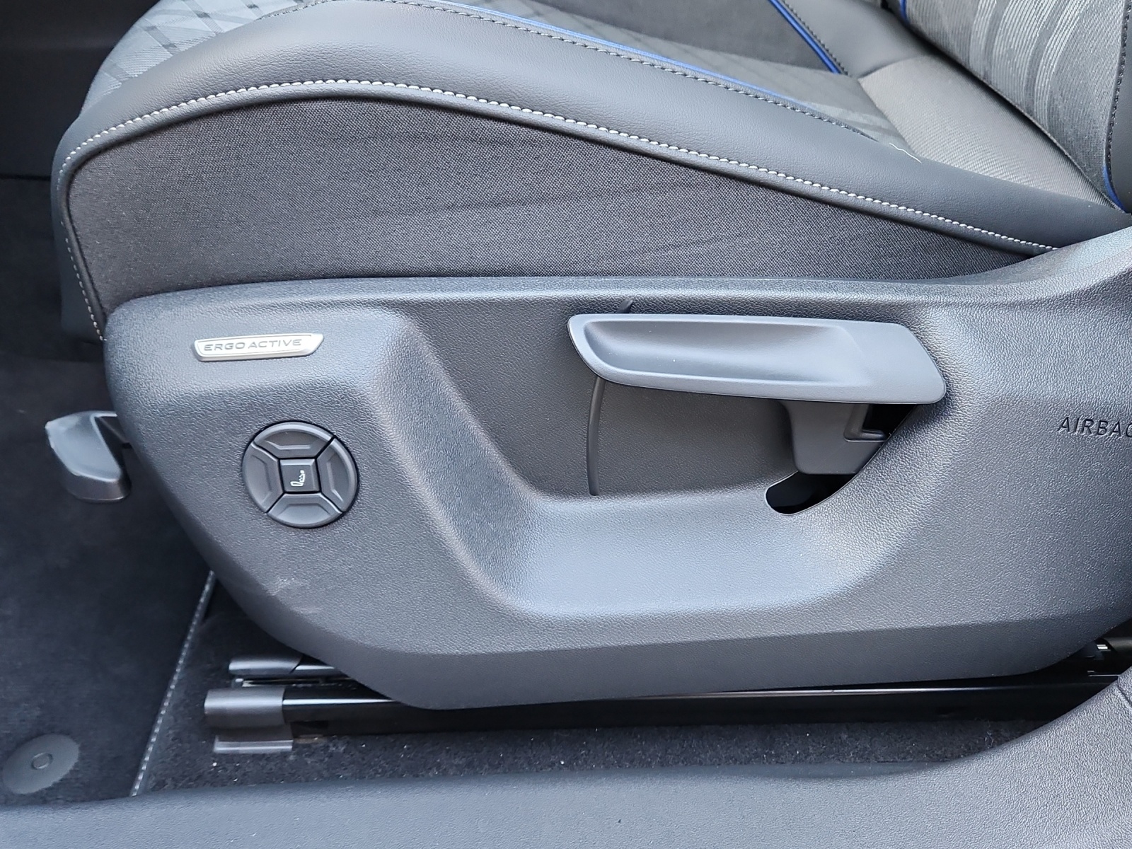 VW Tiguan 2.0 TSI DSG R-Line 4Motion-image-14