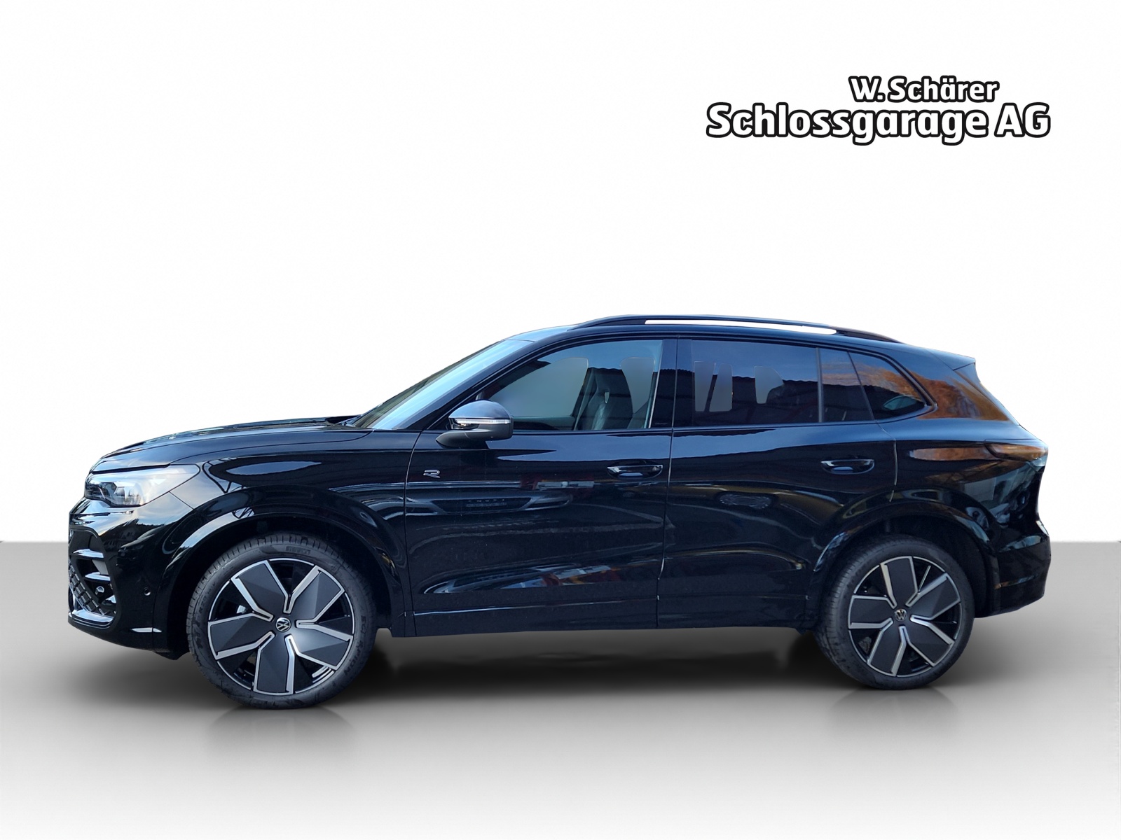 VW Tiguan 2.0 TSI DSG R-Line 4Motion-image-1
