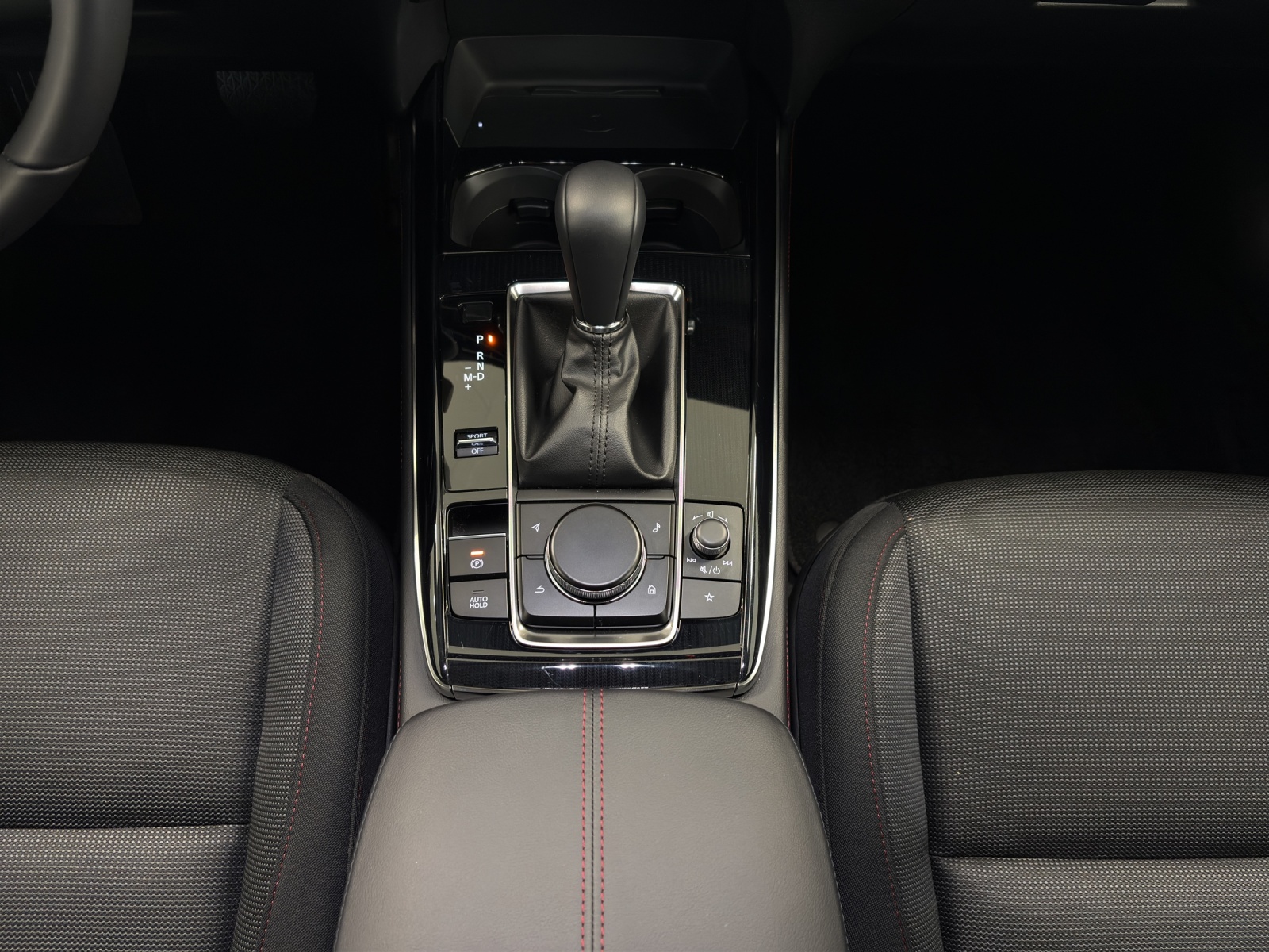 MAZDA CX-30 G 140 Homura AT-image-14