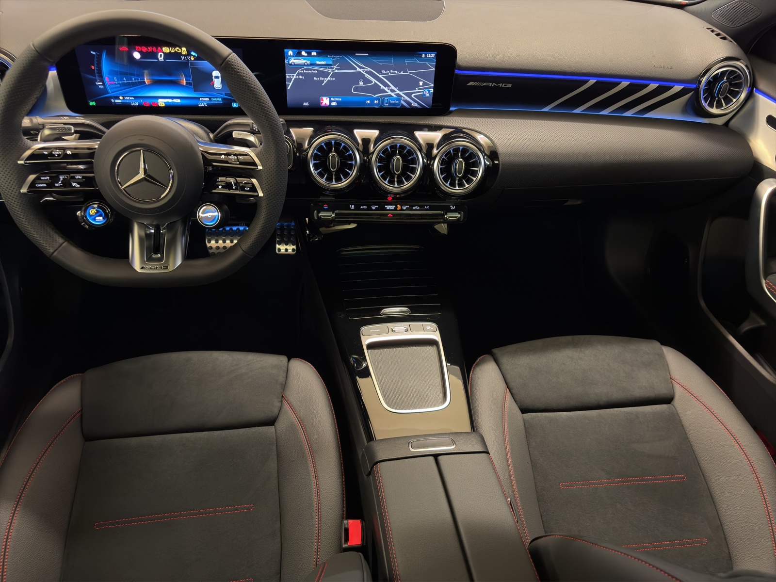 MERCEDES-BENZ A AMG 35 4M Berline Compacte-image-5